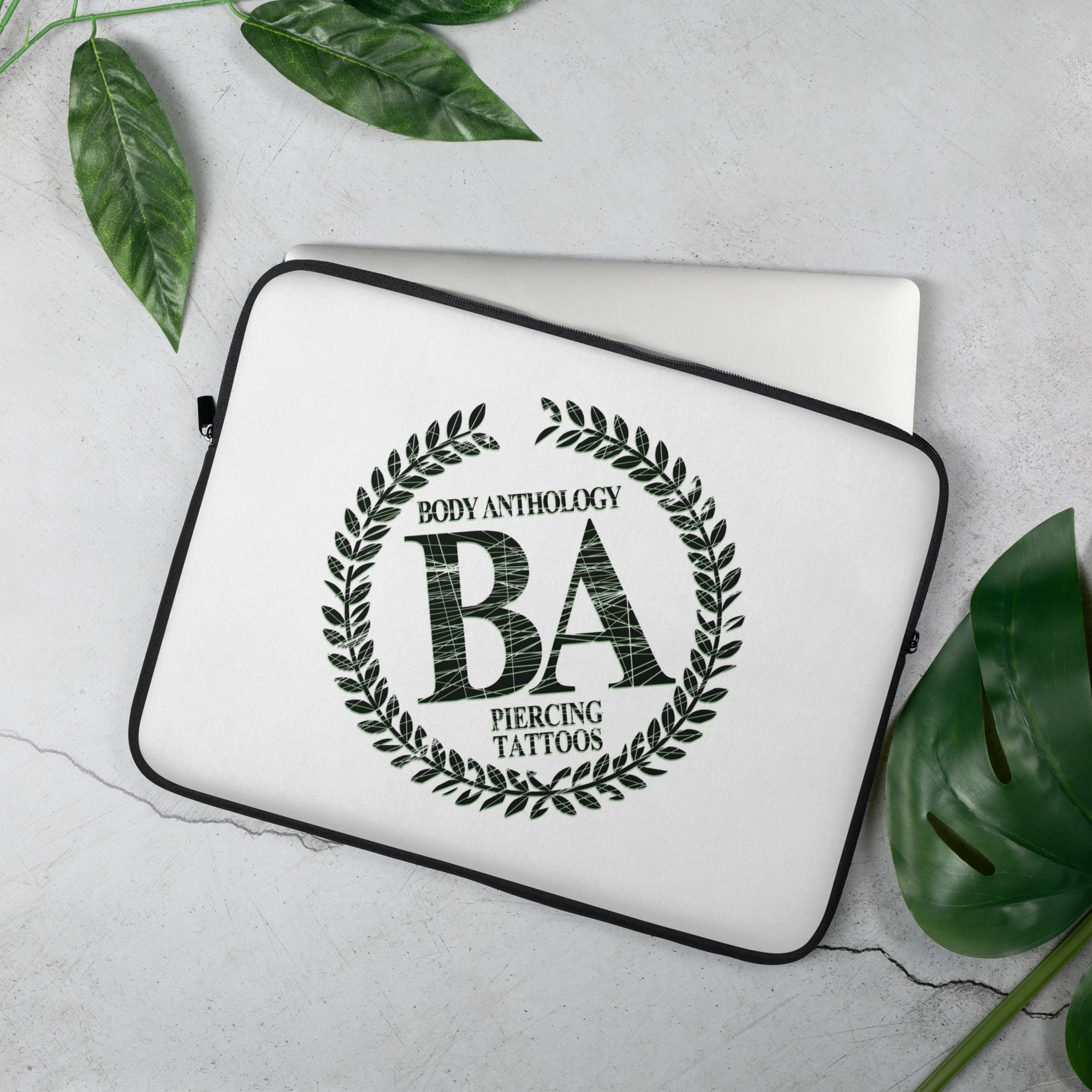 laptop-sleeve-15-front-675c99cda3814.jpg