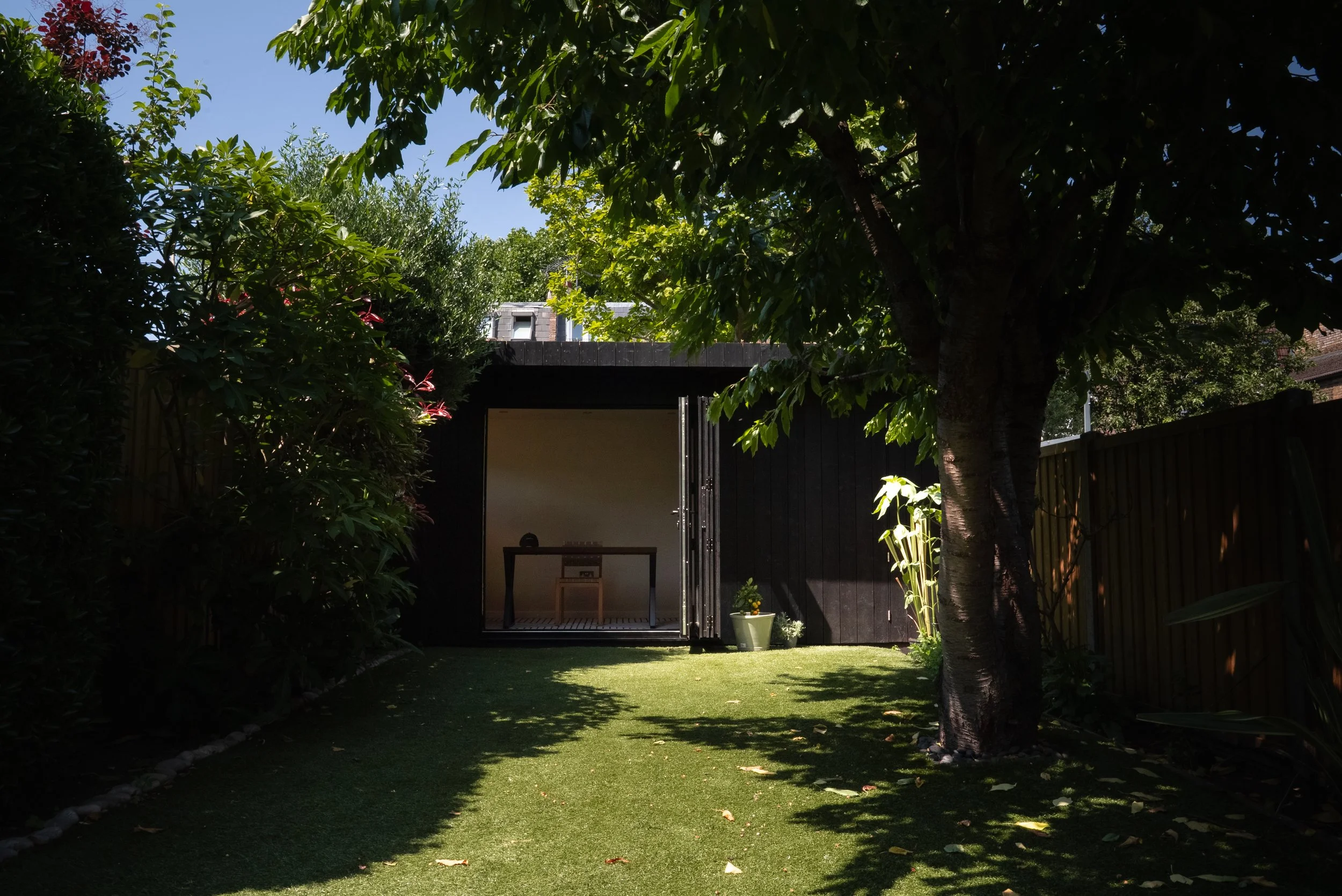 5m x 3m Home Office With Hidden Storage