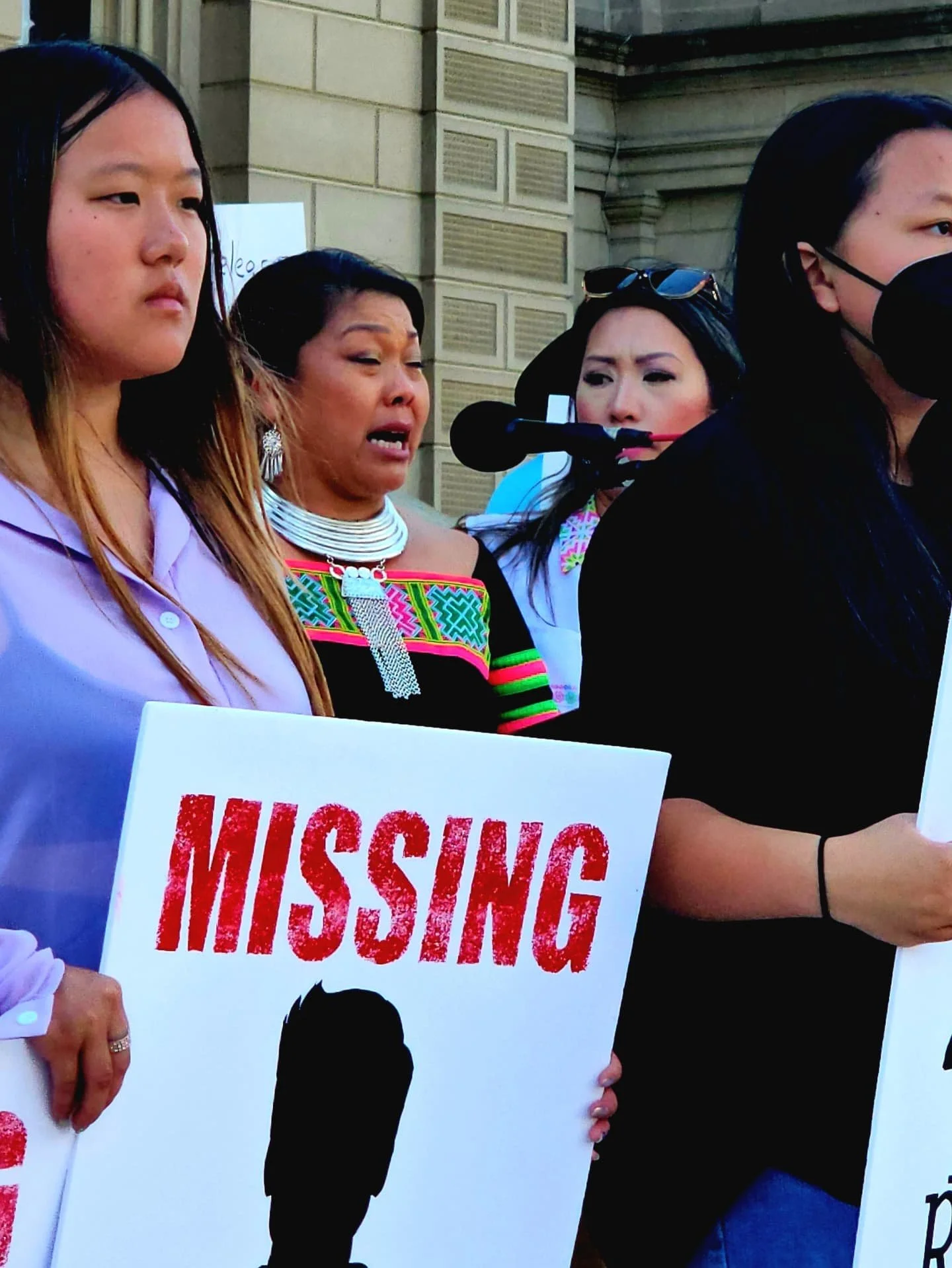 August 08 2025 a rally for the Hmong Refugees who were wrongfully detained by ice, took place at the Lansing State capital.
150-200 residents joined in support and we're greeted with speakers from the families, local group support, and two house of