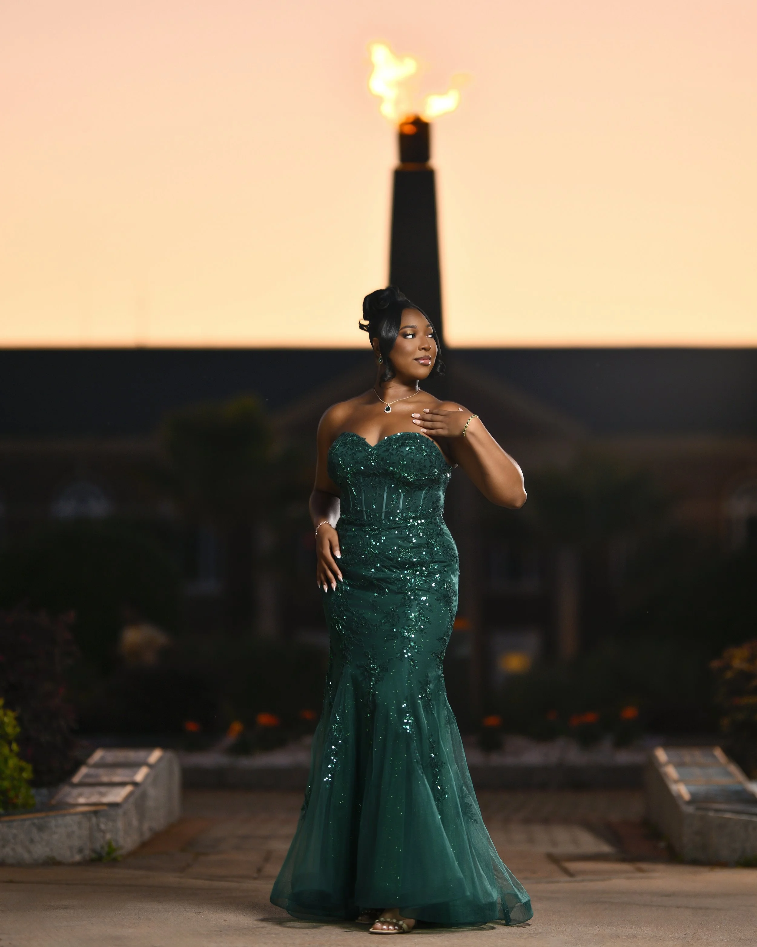 tallahassee-famu-graduation-photographer-elegant-white-dress-01.jpg