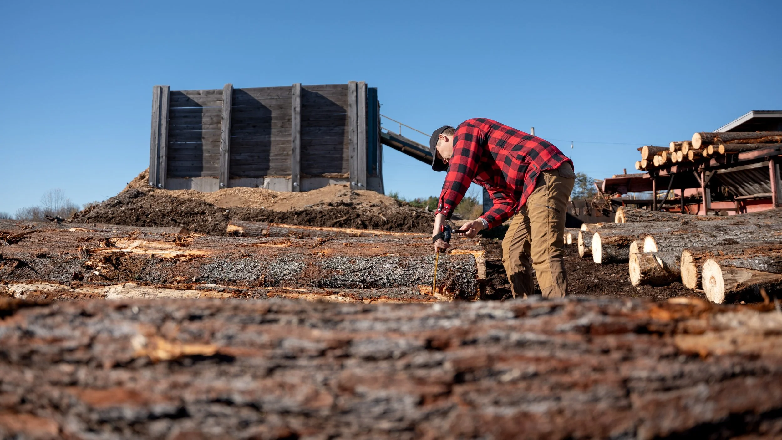 LECLAIR_Chisholm_Lumber_6154.JPG