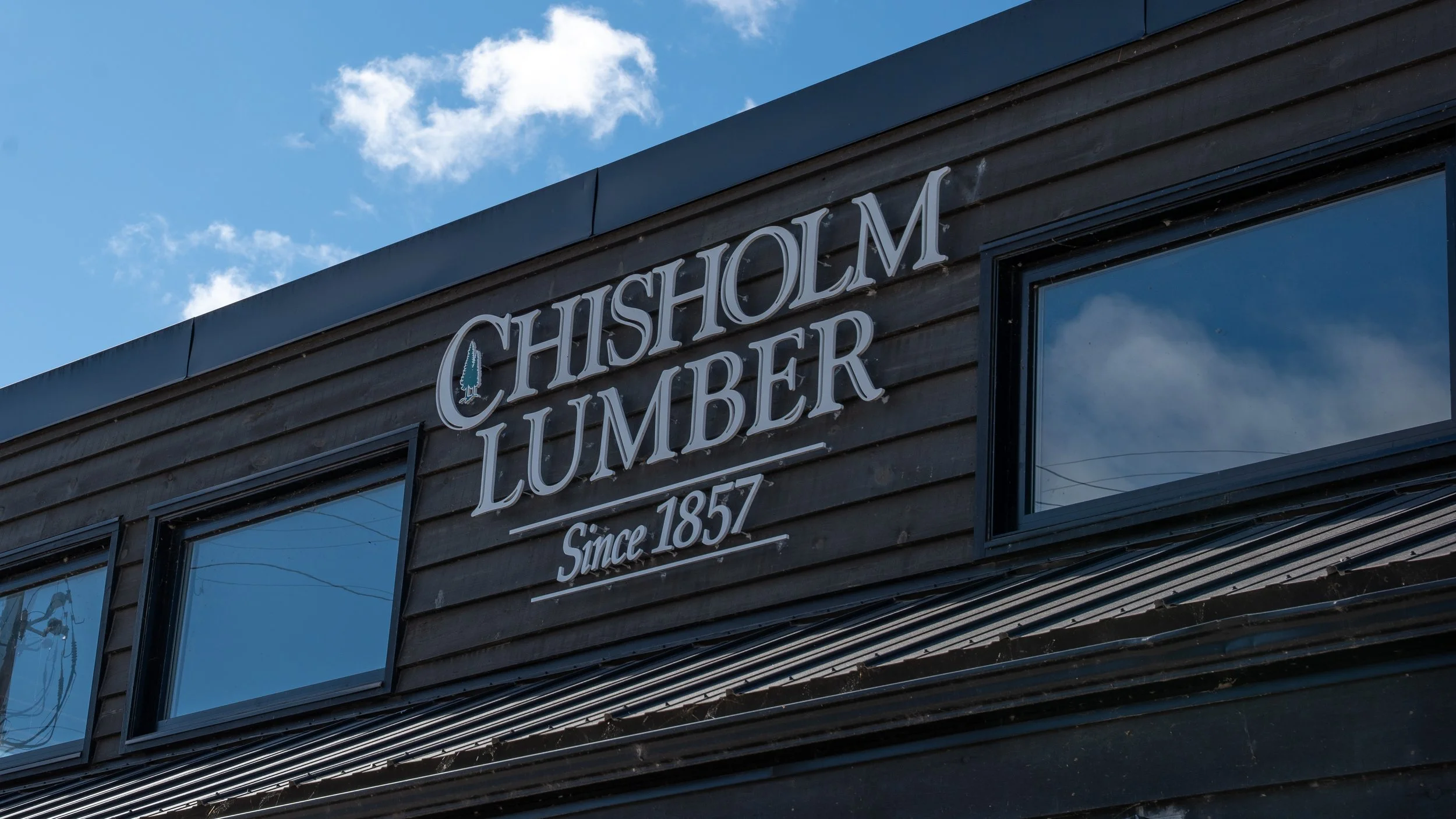 LECLAIR_Chisholm_Lumber_6191.JPG