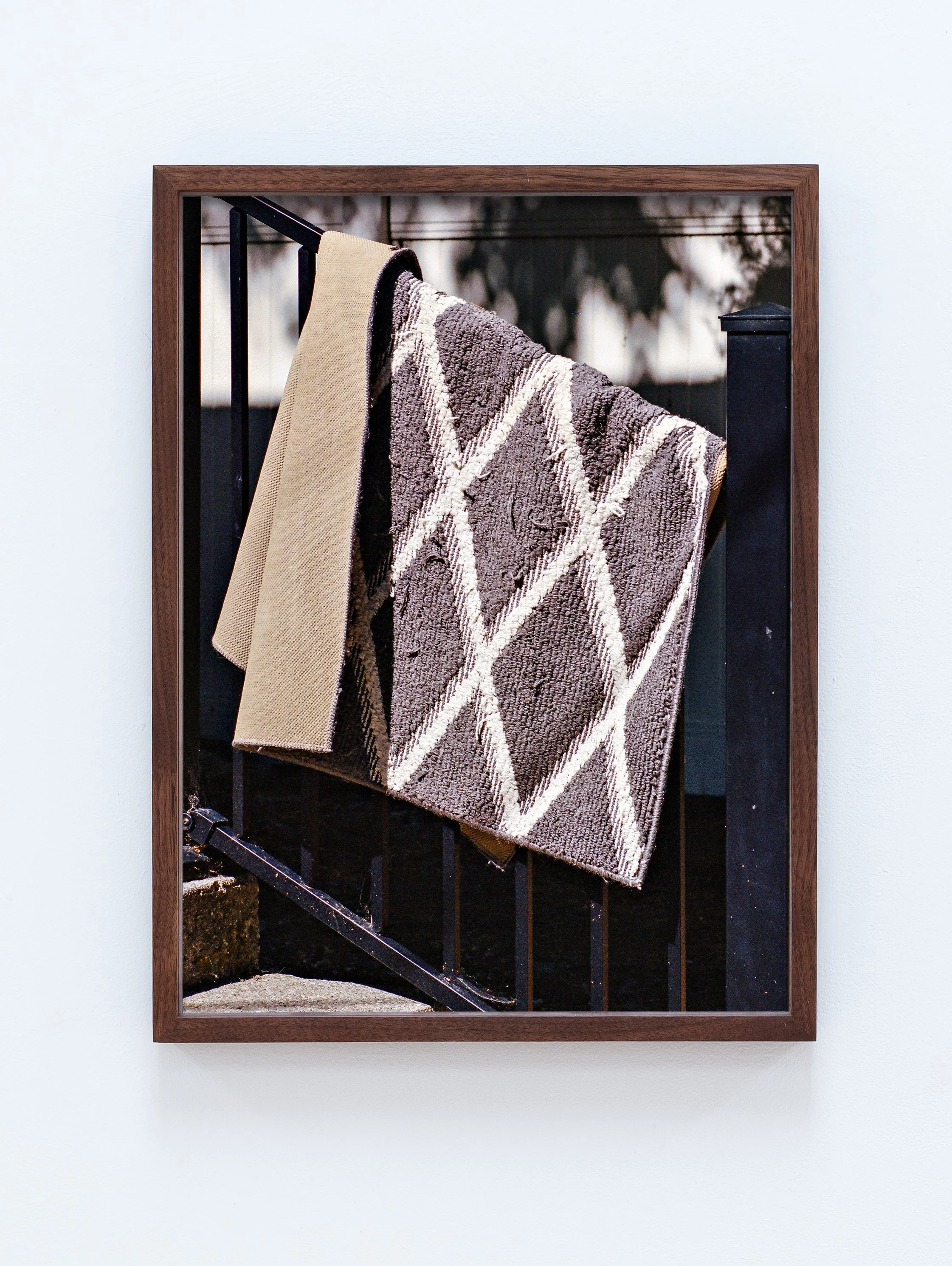 Irregular, discontinous, jagged