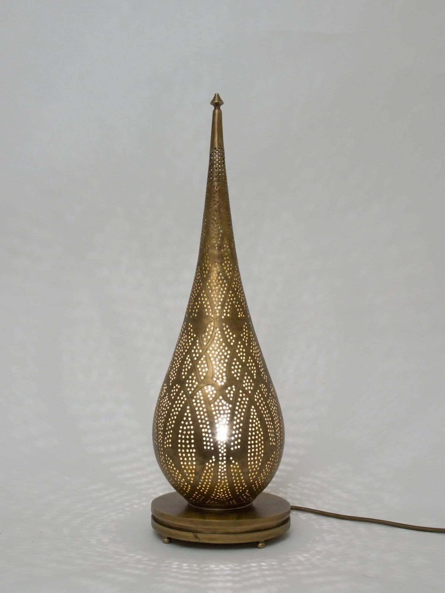 kera-table-lamp-29682975506534.jpg