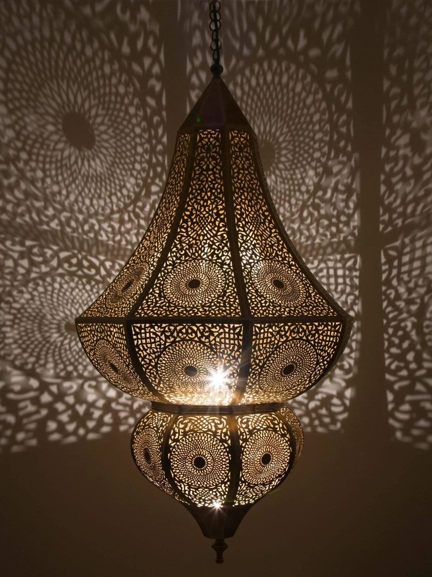 aicha-ceiling-light-large-29682975080550.jpg