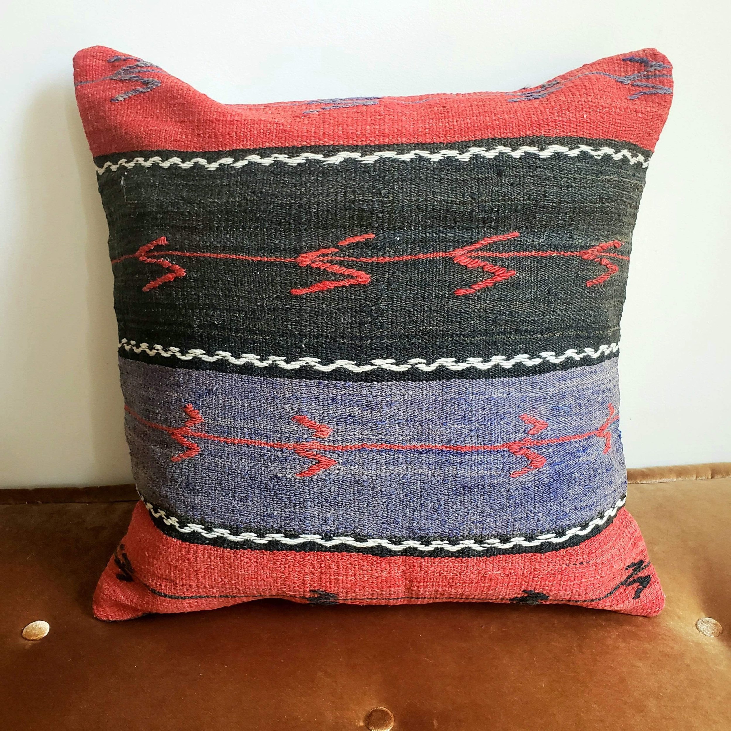 berber-wool-pillow-vintage-moroccan-floor-cushion-vkfp069-15204376969318.jpg