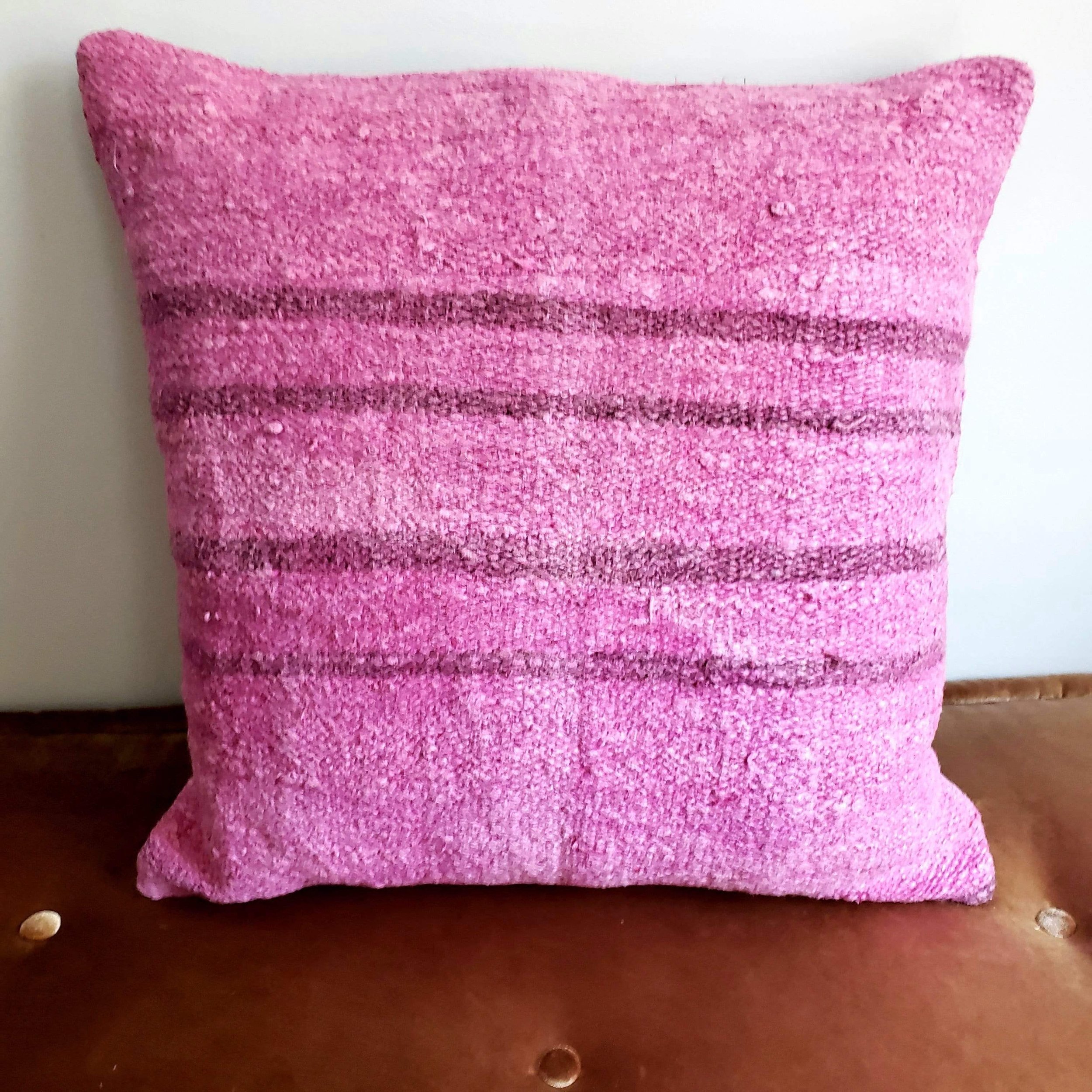 berber-wool-pillow-vintage-moroccan-floor-cushion-vkfp039-15203714924646.jpg