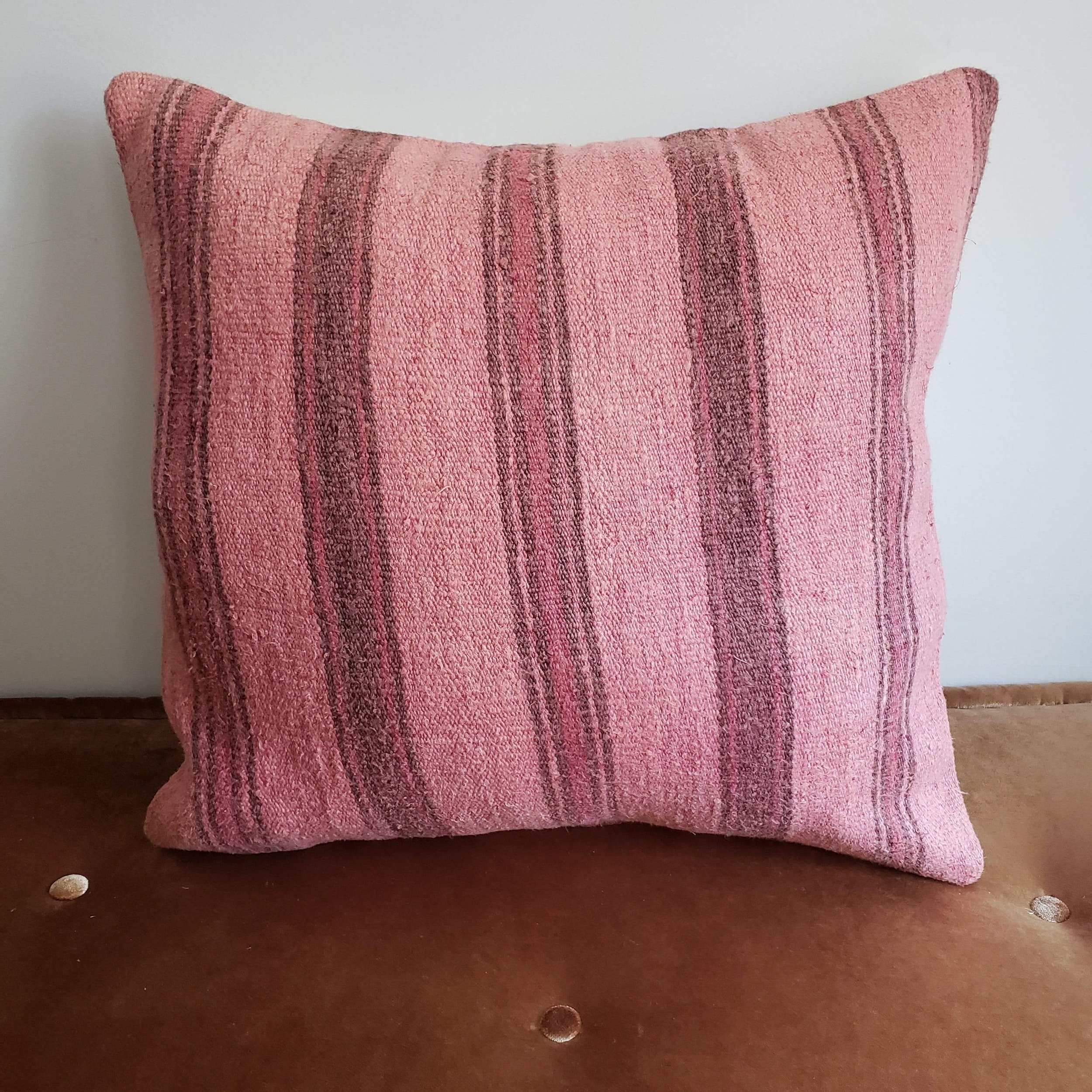 berber-wool-pillow-vintage-moroccan-floor-cushion-vkfp040-15203712434278.jpg