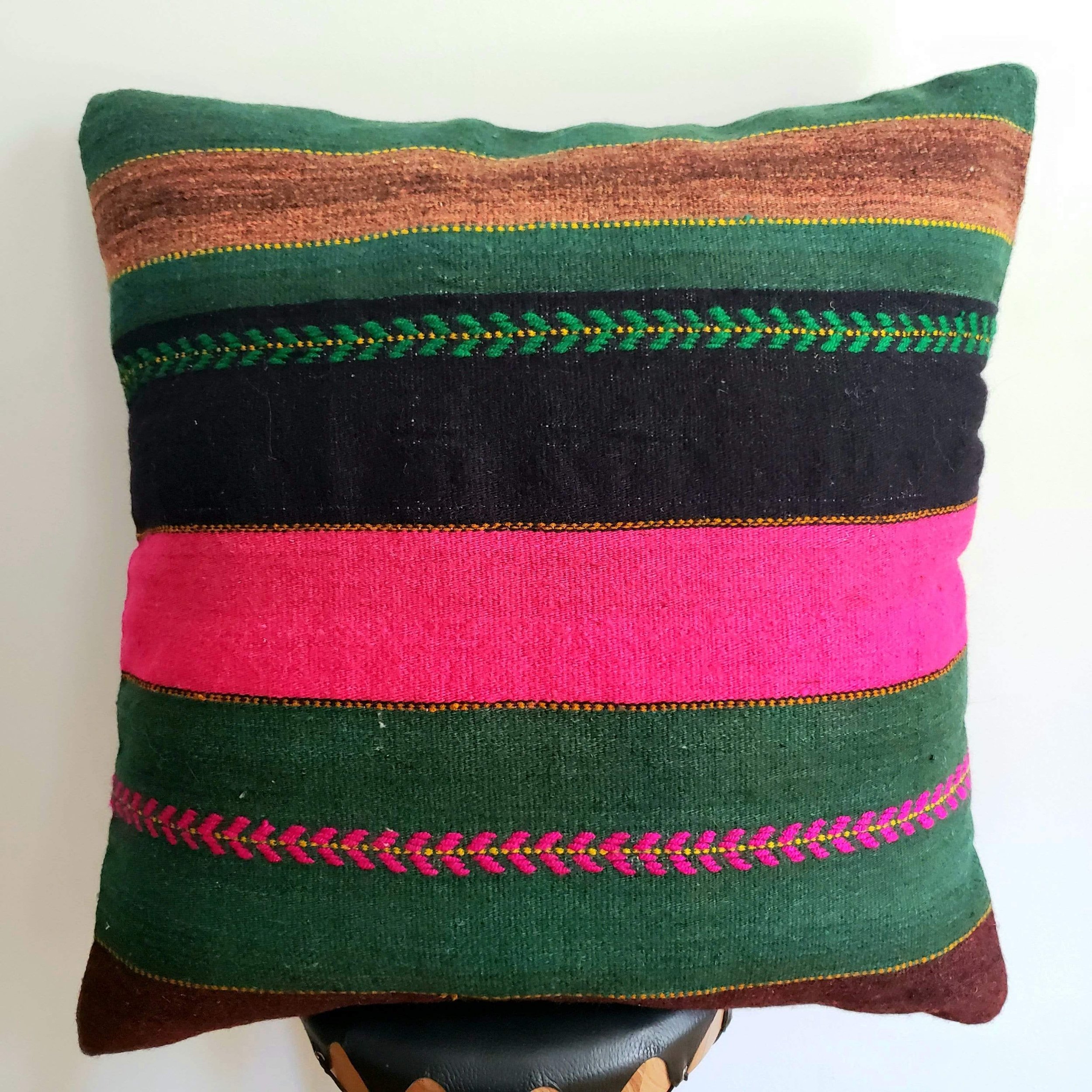 berber-wool-pillow-vintage-moroccan-floor-cushion-vkfp045-15203713515622.jpg