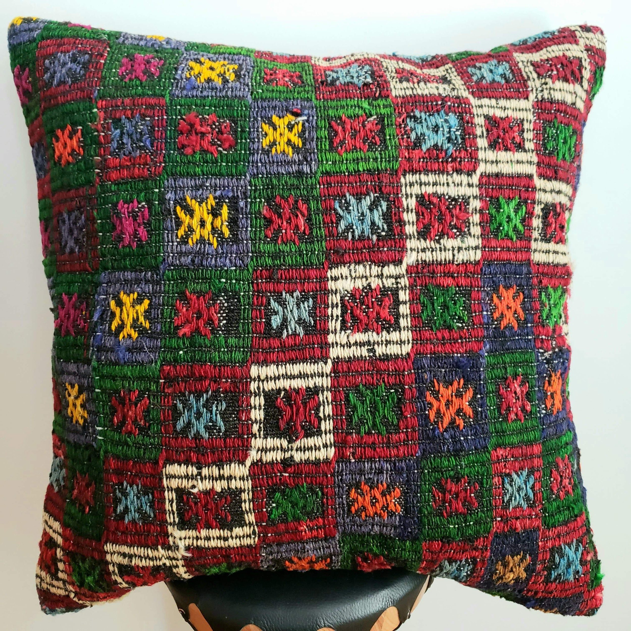 berber-wool-pillow-vintage-moroccan-floor-cushion-vkfp055-15203710206054.jpg