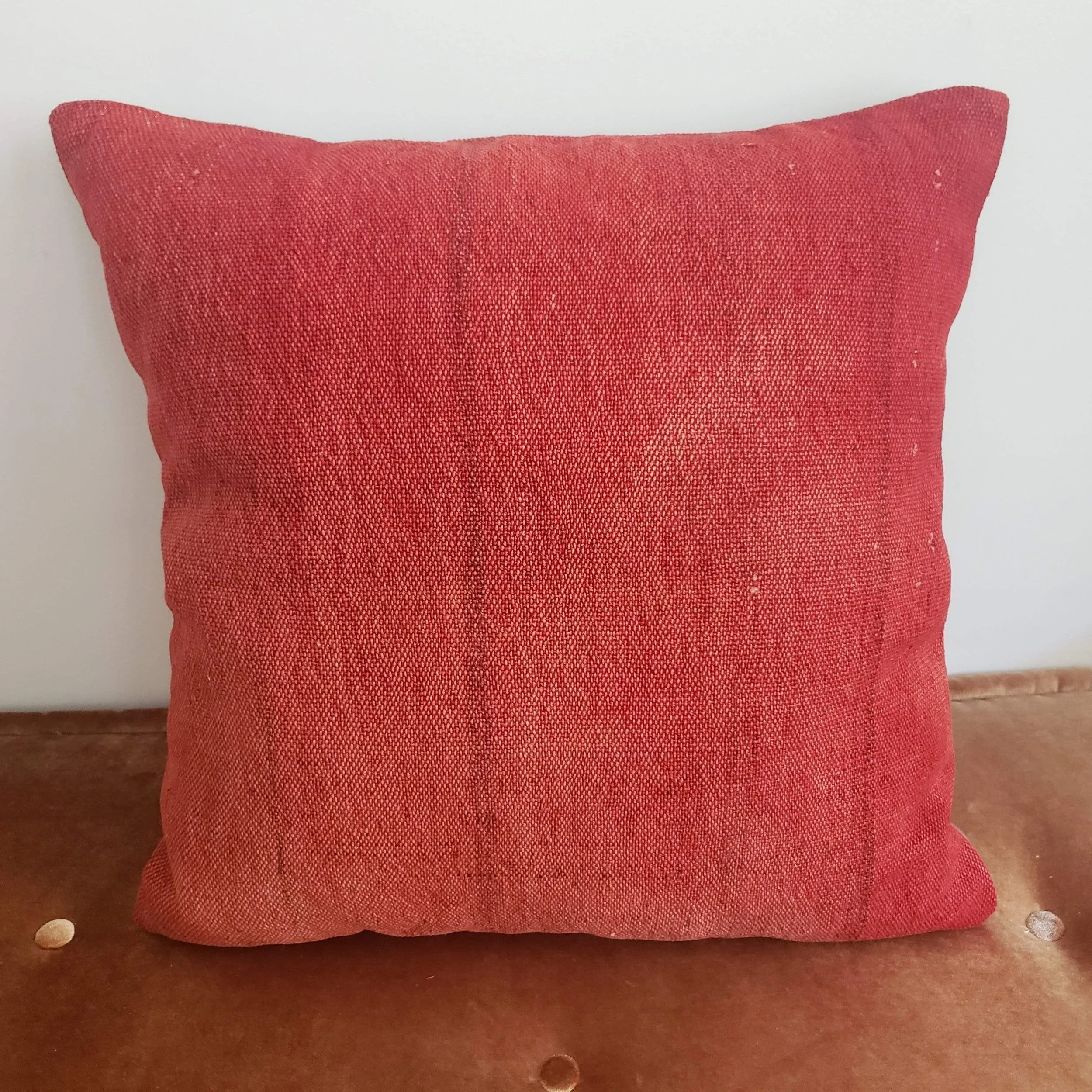 berber-wool-pillow-vintage-moroccan-floor-cushion-vkfp058-15203709190246.jpg