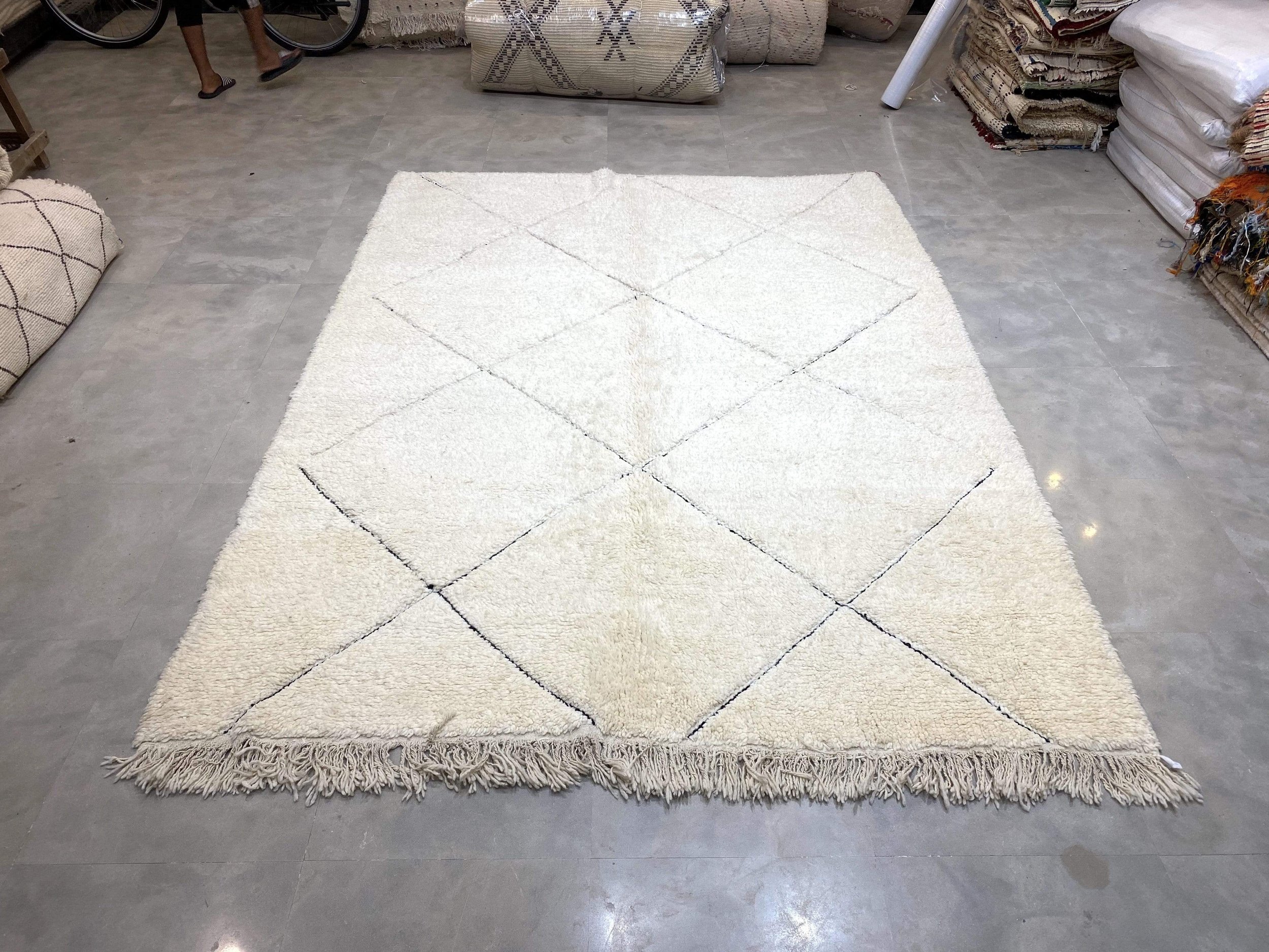 moroccan-berber-rug-beni-ouarain-1-28033658585190.jpg