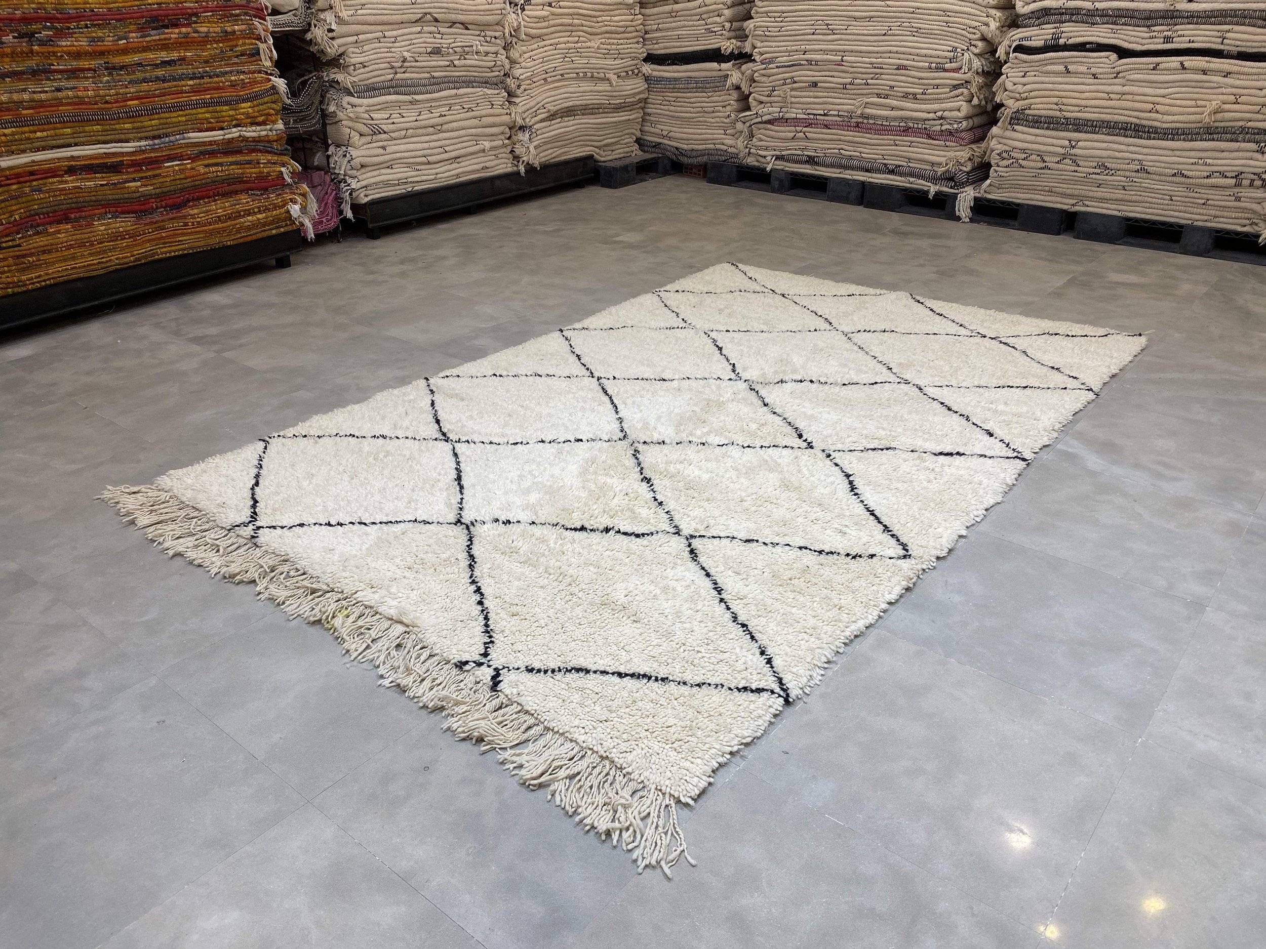 moroccan-berber-rug-beni-ouarain-10-28033712586854.jpg