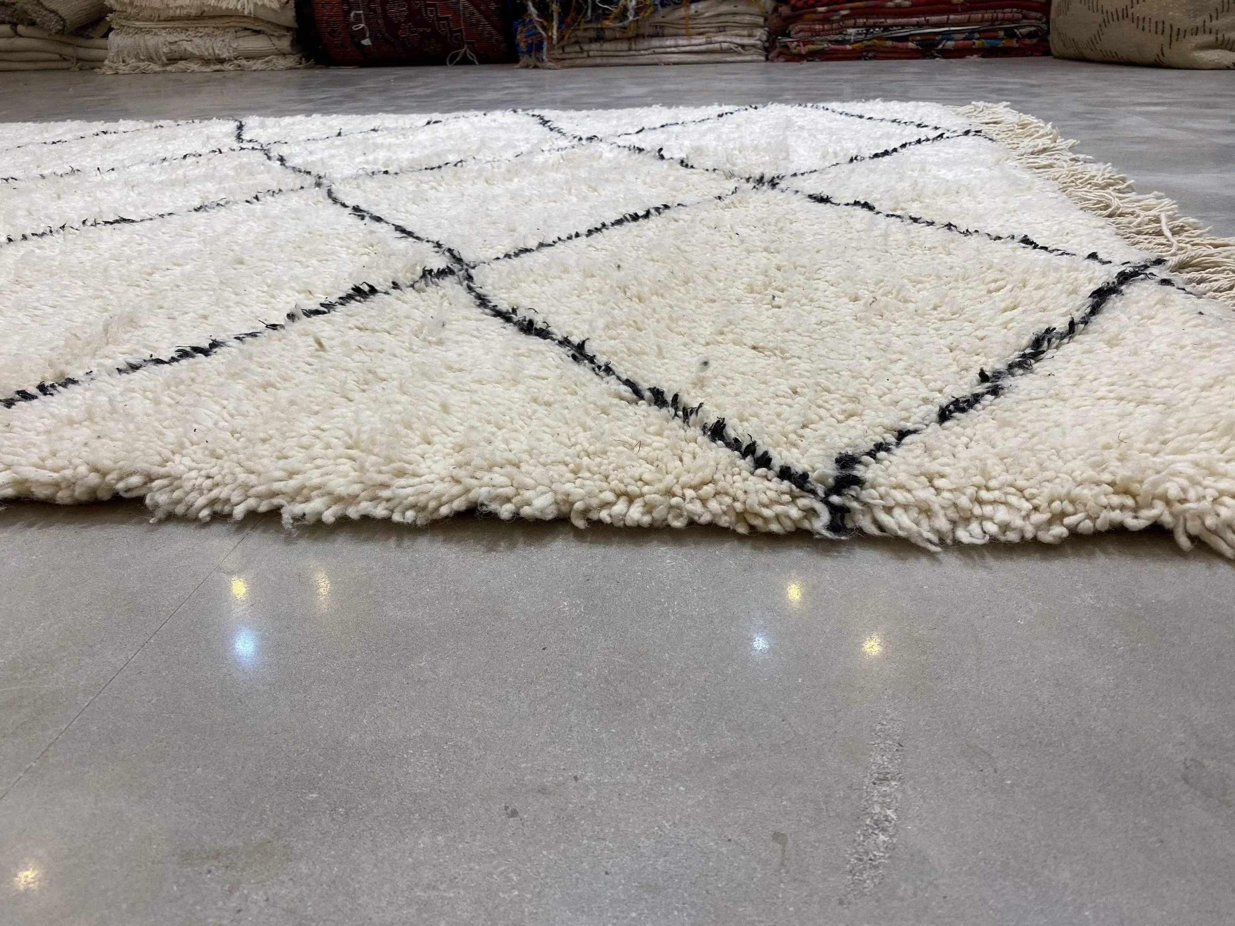 moroccan-berber-rug-beni-ouarain-10-28033712521318.jpg