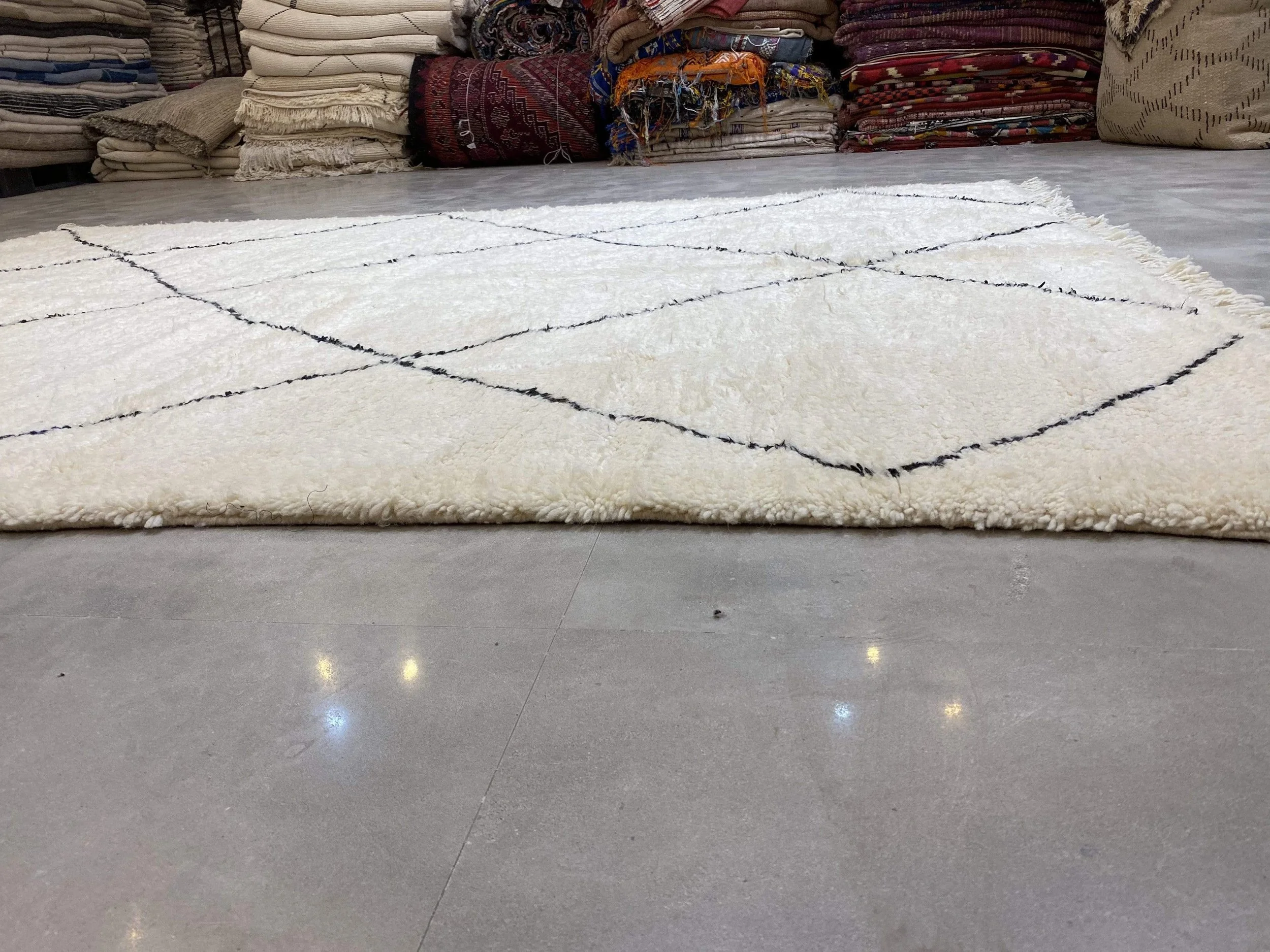 moroccan-berber-rug-beni-ouarain-11-28033714258022.jpg