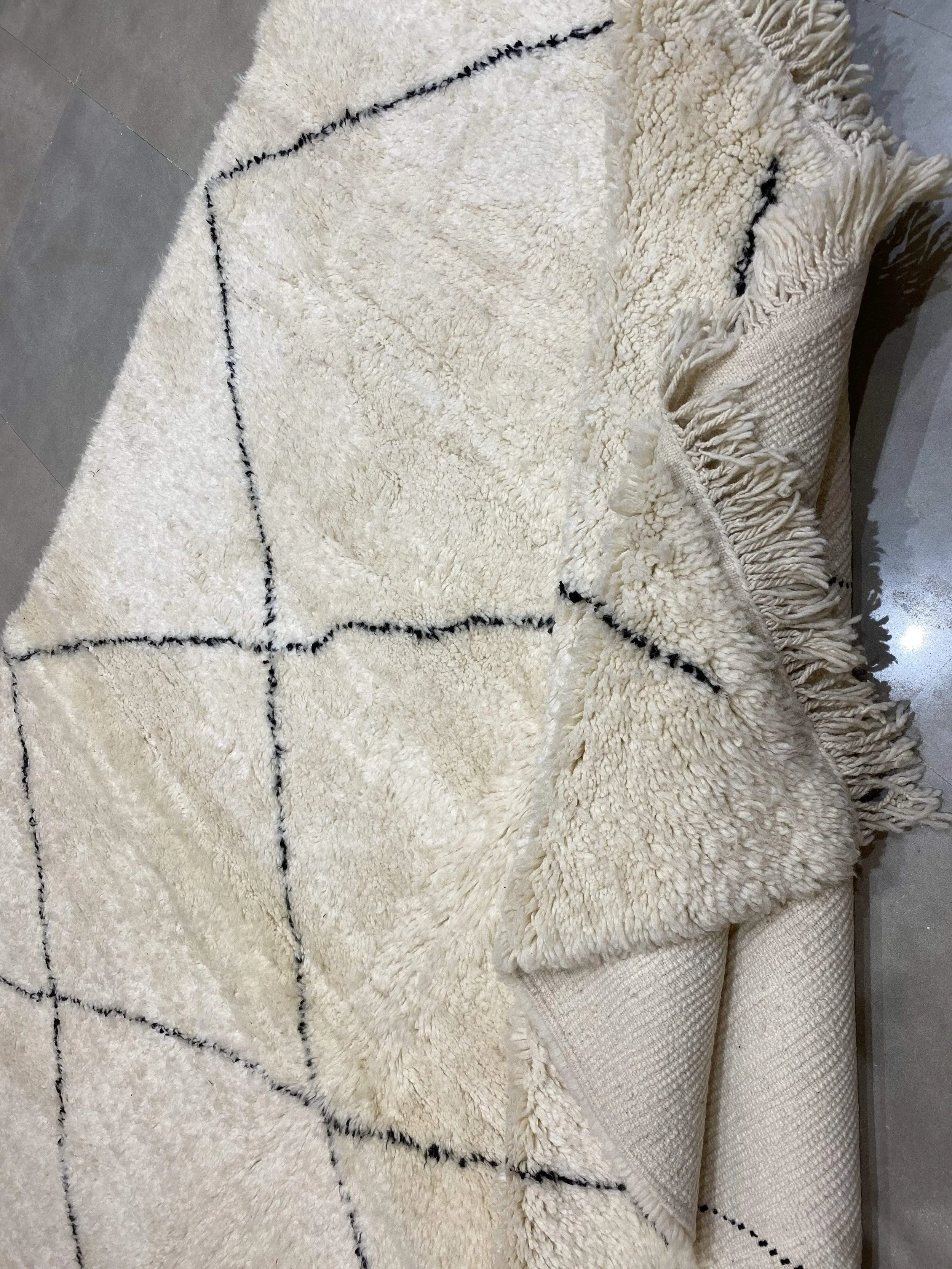 moroccan-berber-rug-beni-ouarain-14-28033717796966.jpg