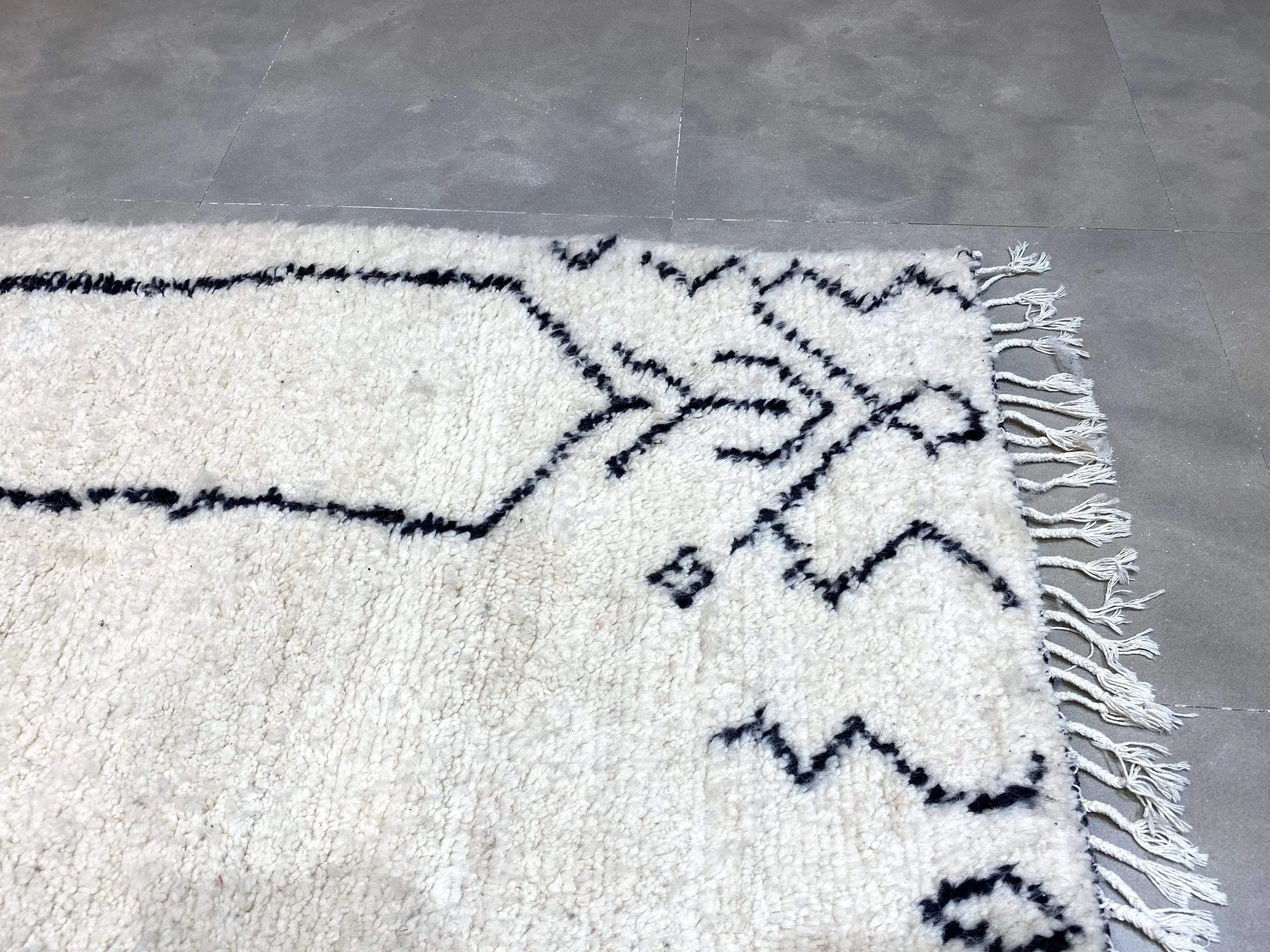 moroccan-berber-rug-beni-ouarain-16-28044395216998.jpg