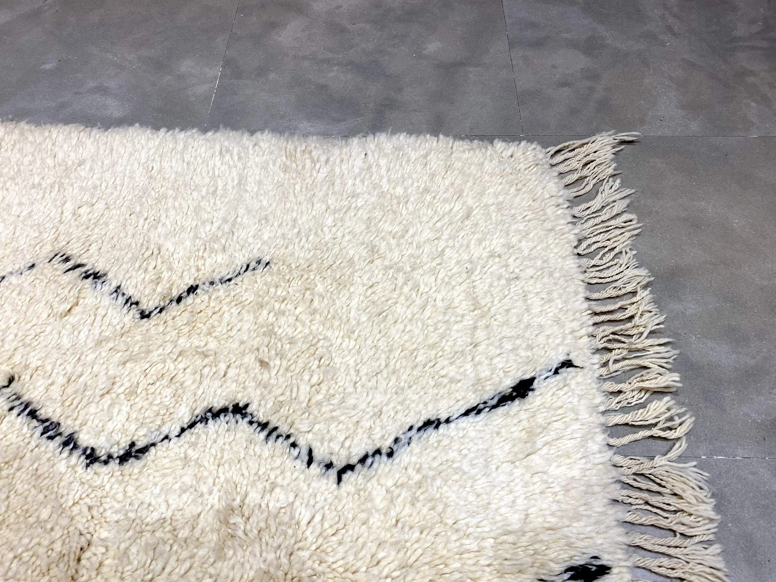 moroccan-berber-rug-beni-ouarain-18-28044407472230.jpg