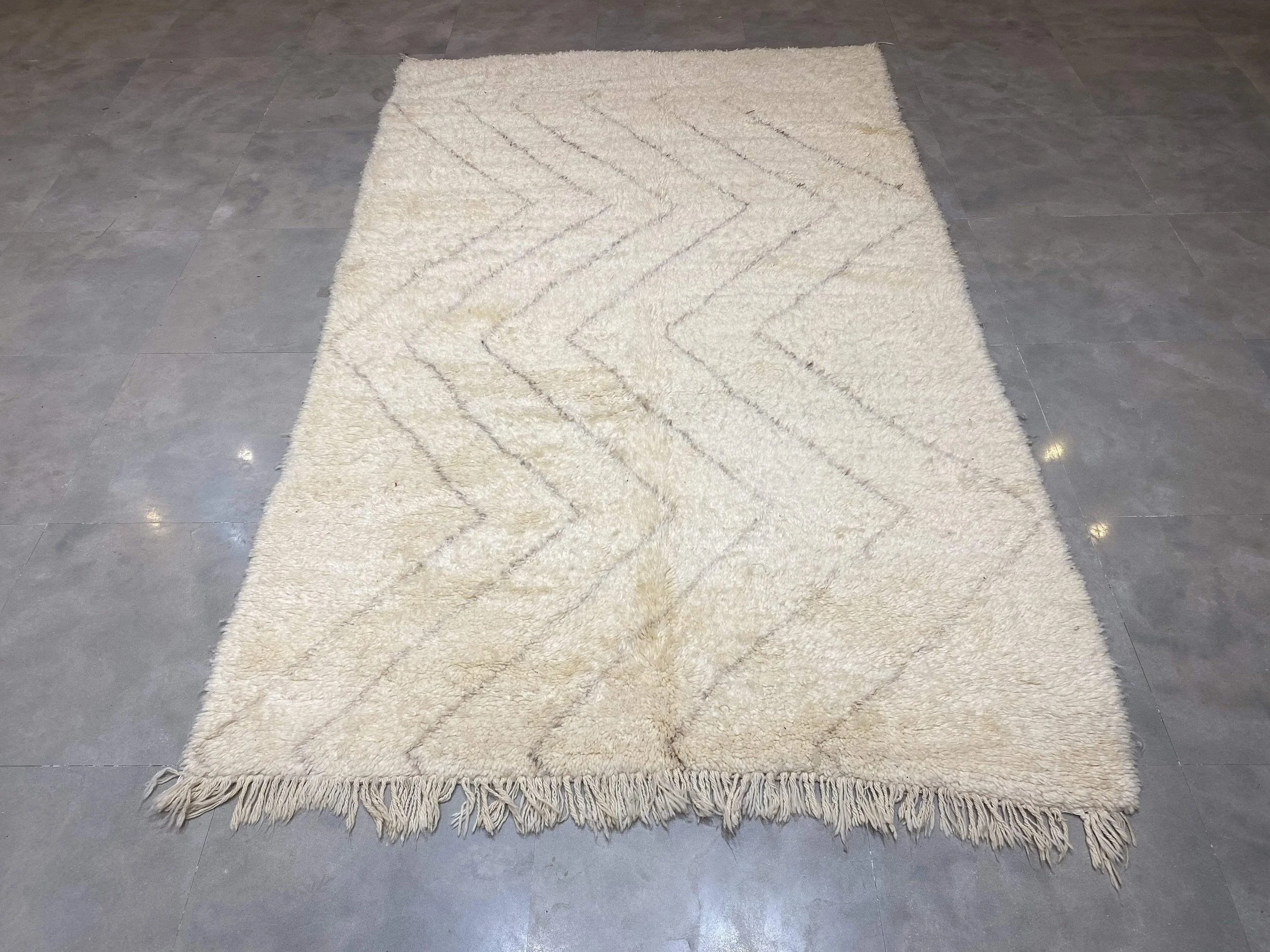 moroccan-berber-rug-beni-ouarain-19-28044410028134.jpg