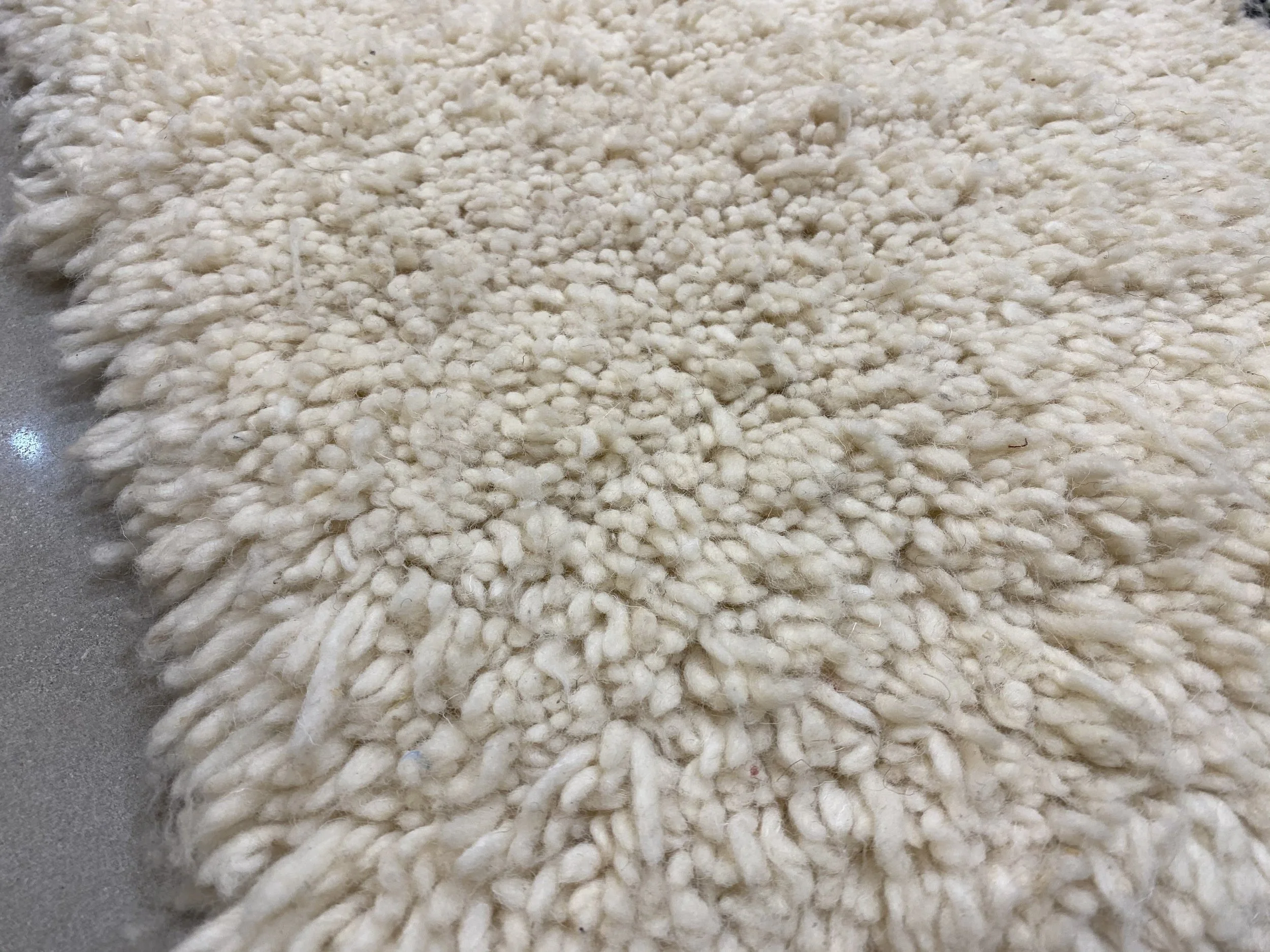 moroccan-berber-rug-beni-ouarain-2-28033664122982.jpg