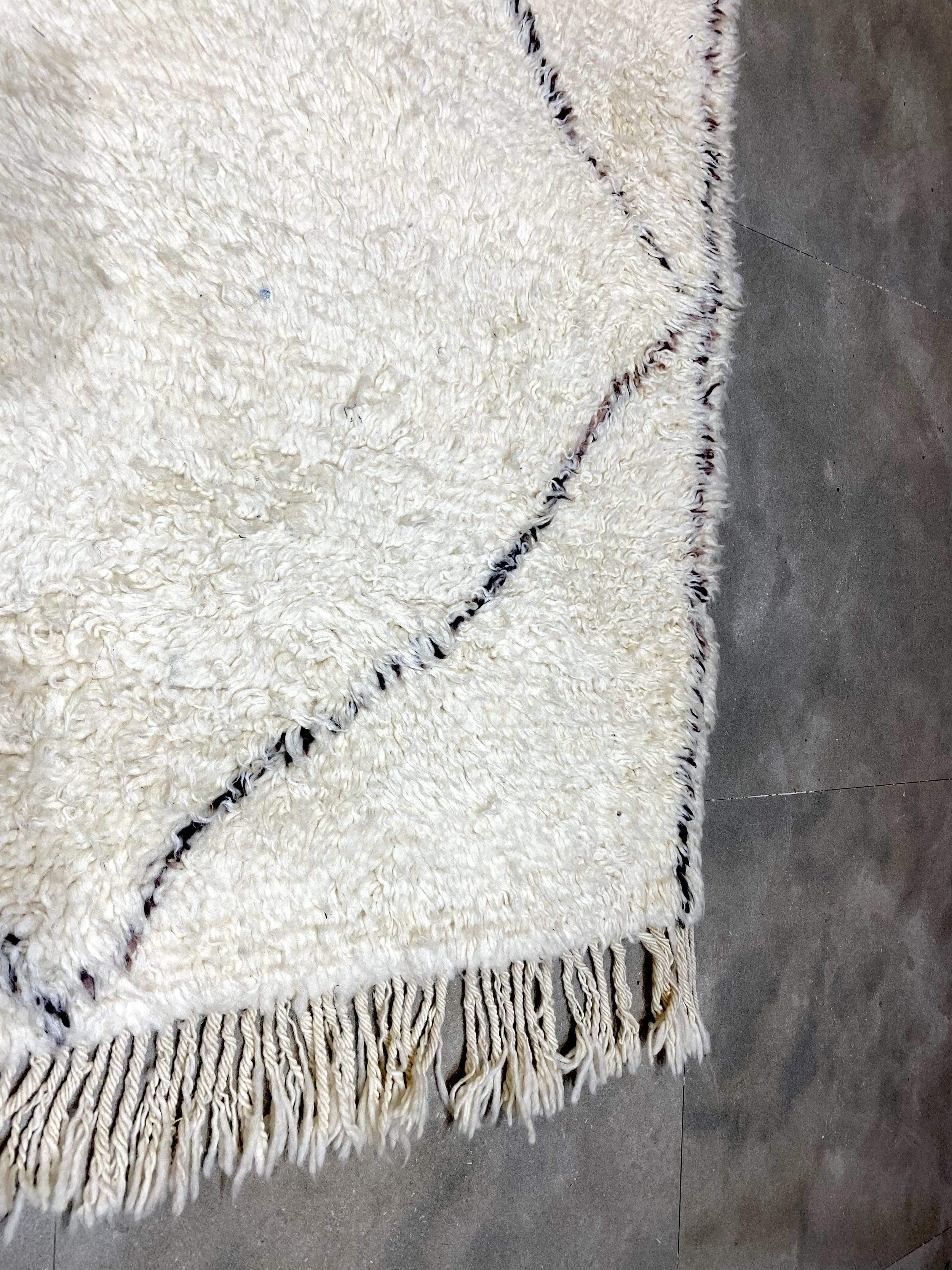 moroccan-berber-rug-beni-ouarain-21-28044415107174.jpg