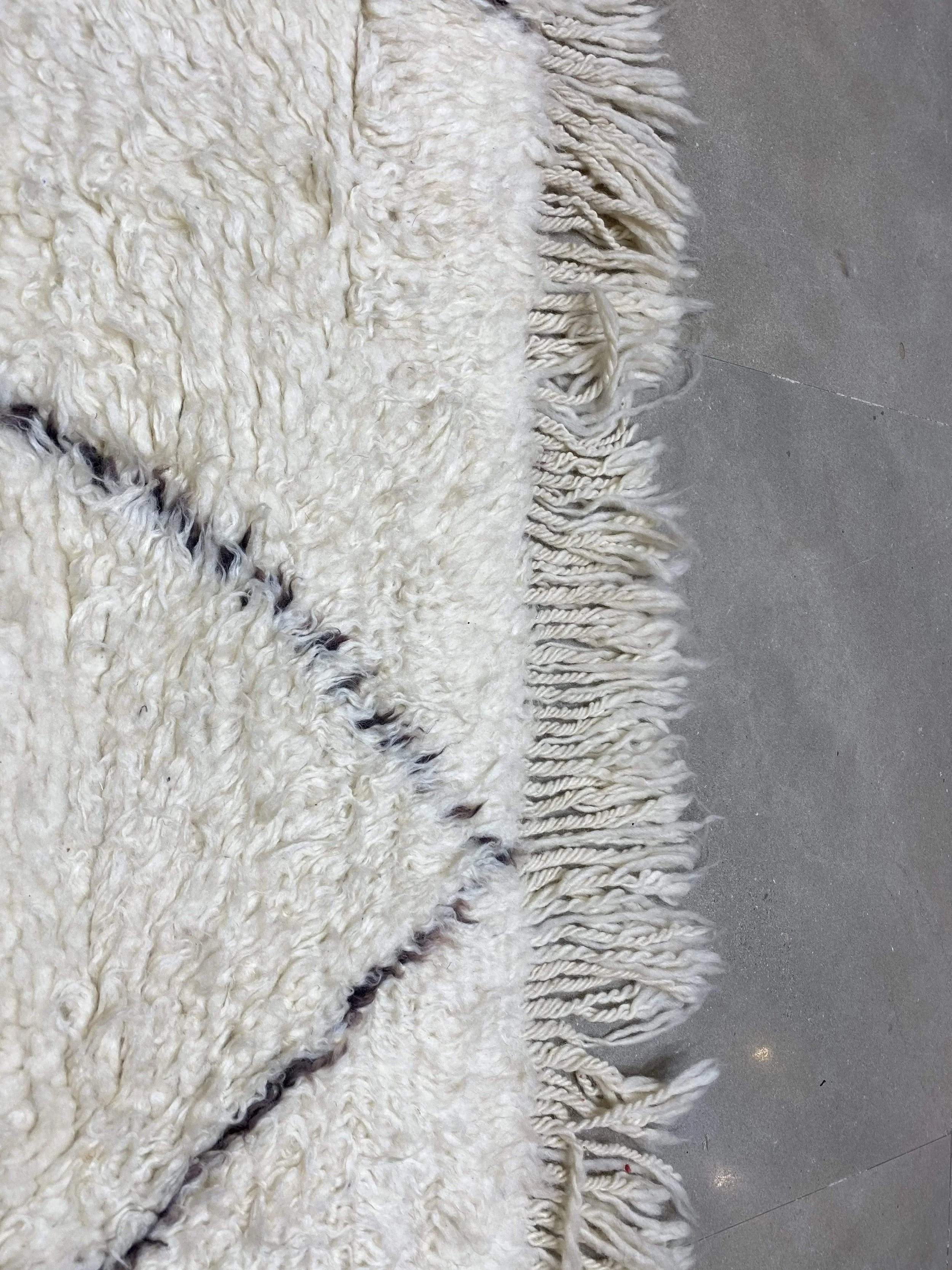moroccan-berber-rug-beni-ouarain-21-28044415074406.jpg