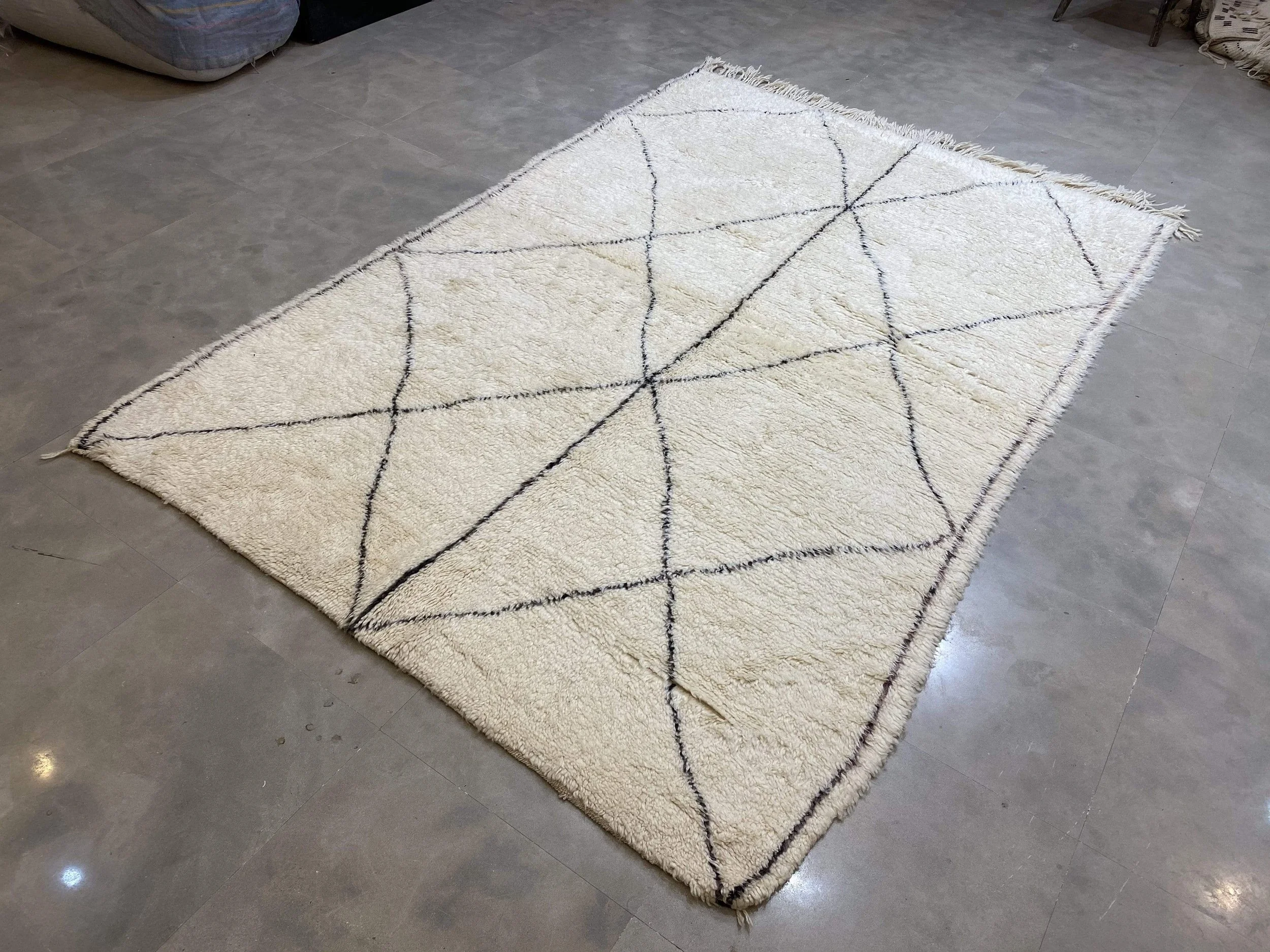 moroccan-berber-rug-beni-ouarain-21-28044414812262.jpg
