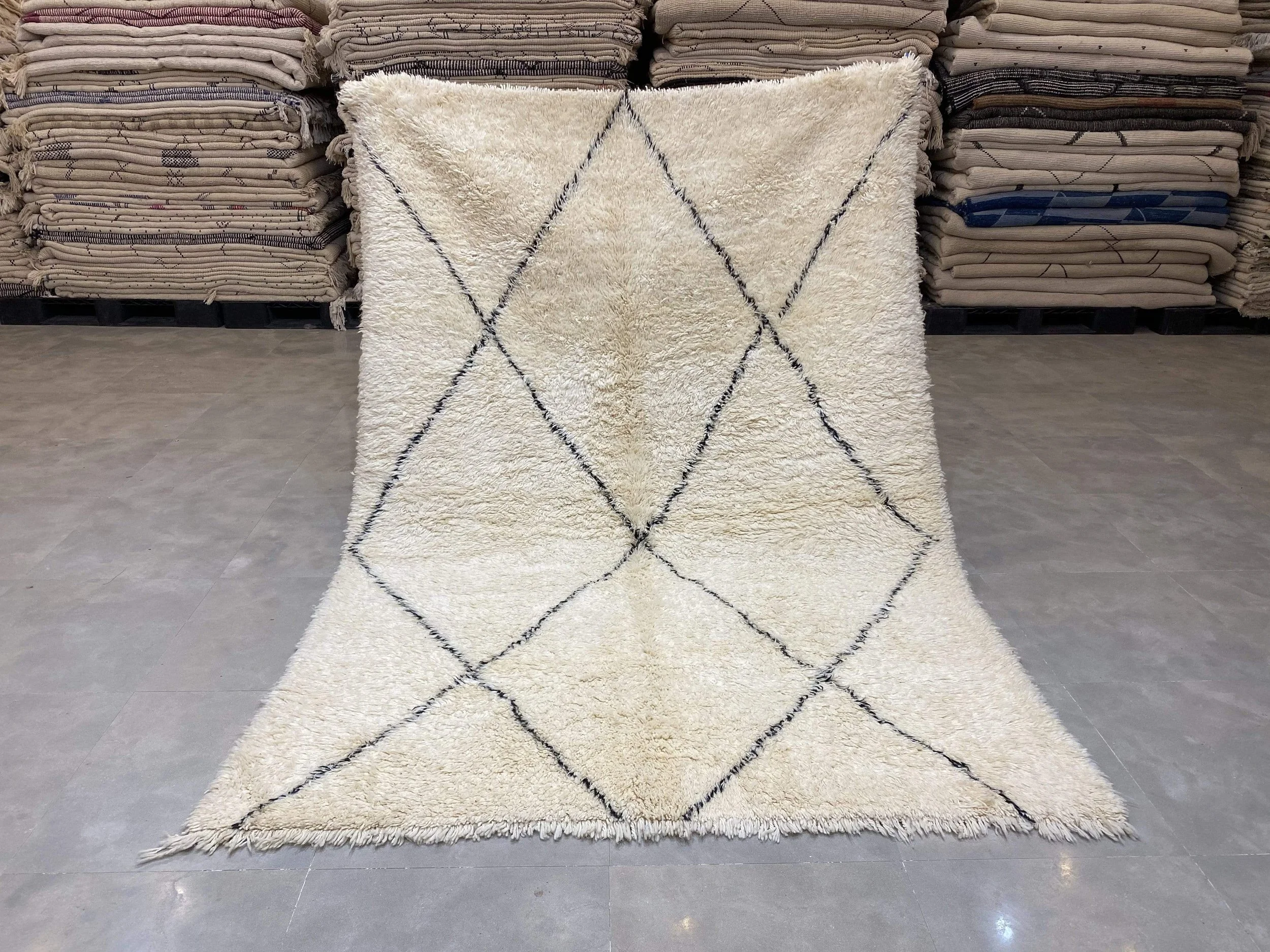 moroccan-berber-rug-beni-ouarain-22-28044417892454.jpg