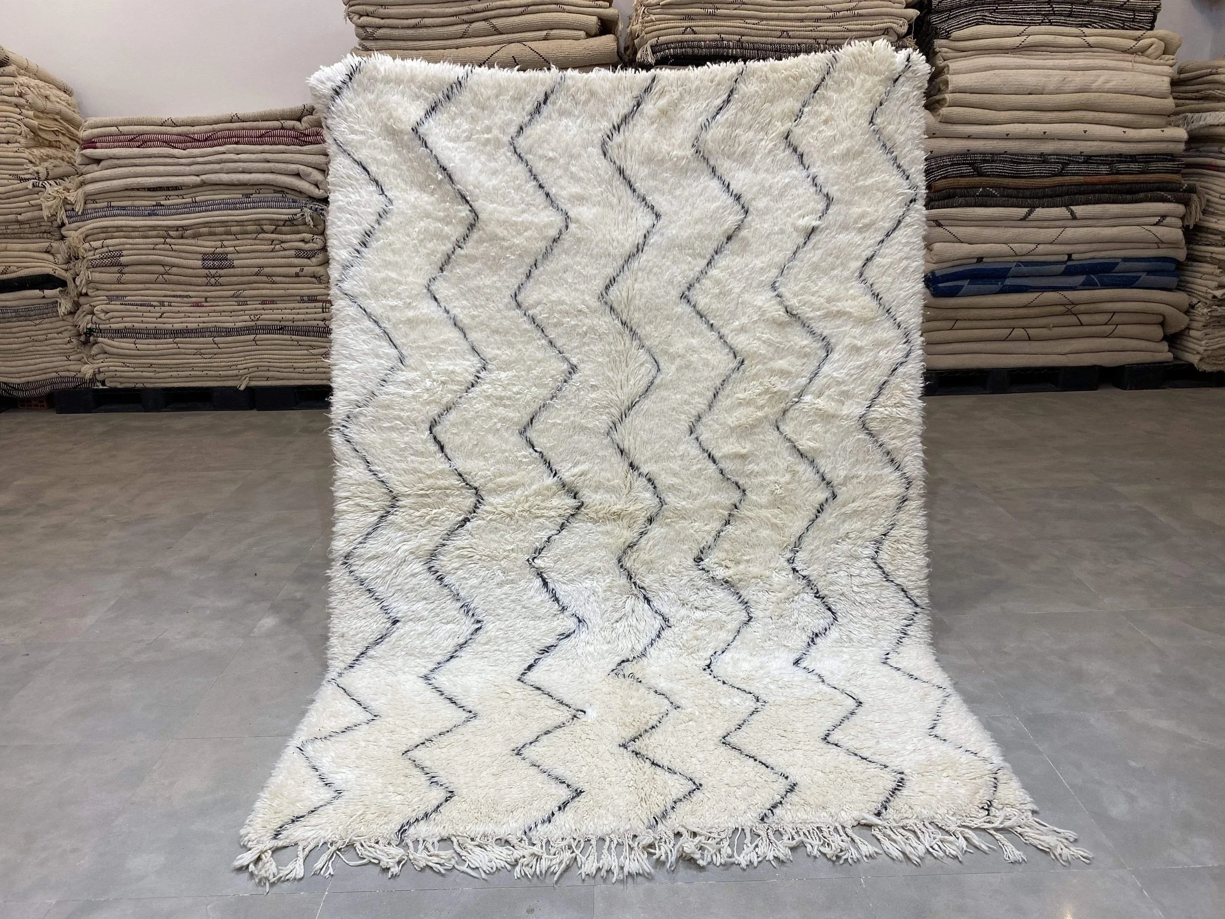 moroccan-berber-rug-beni-ouarain-24-28044452298854.jpg