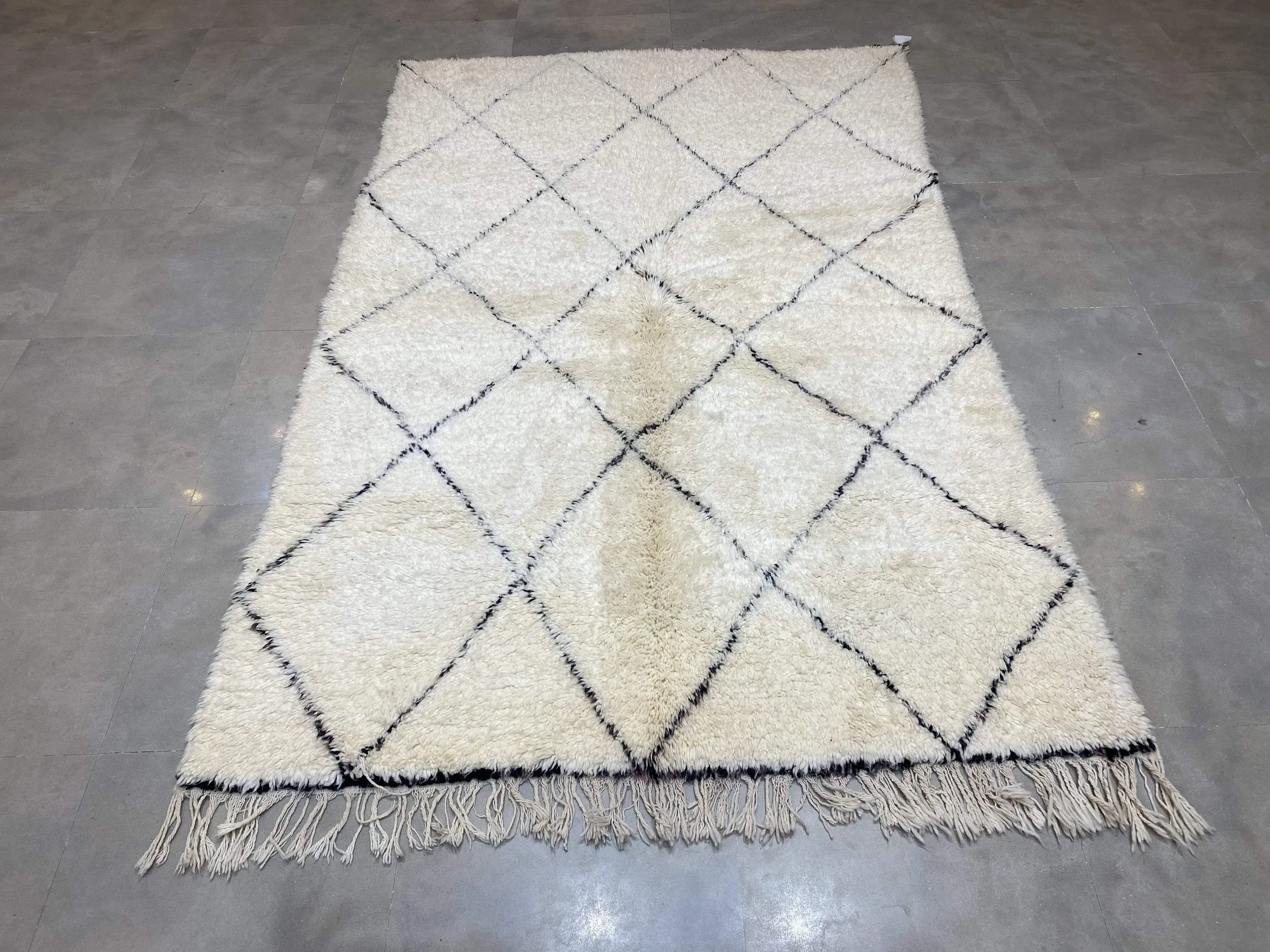moroccan-berber-rug-beni-ouarain-28-28044476448870.jpg
