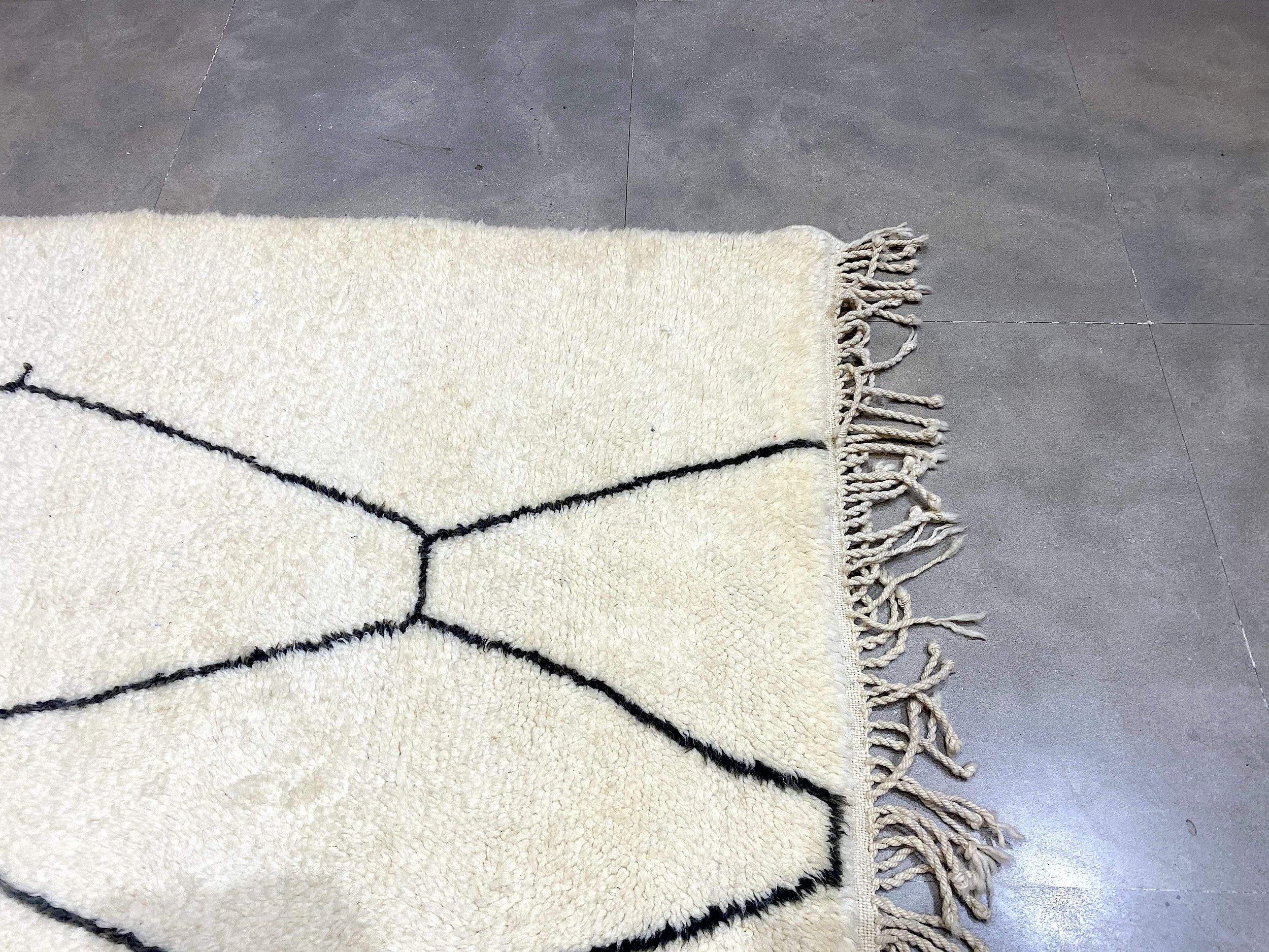 moroccan-berber-rug-beni-ouarain-29-28044481101926.jpg