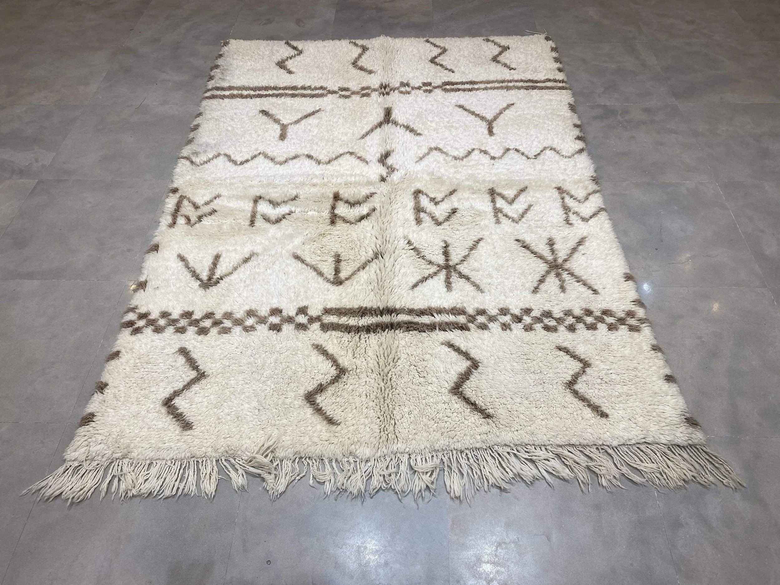 moroccan-berber-rug-beni-ouarain-34-28044489424998.jpg