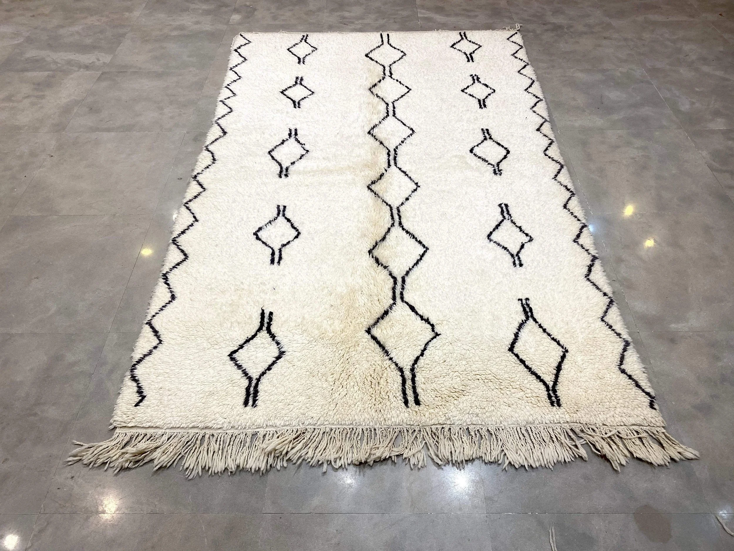 moroccan-berber-rug-beni-ouarain-4-28033699217510.jpg
