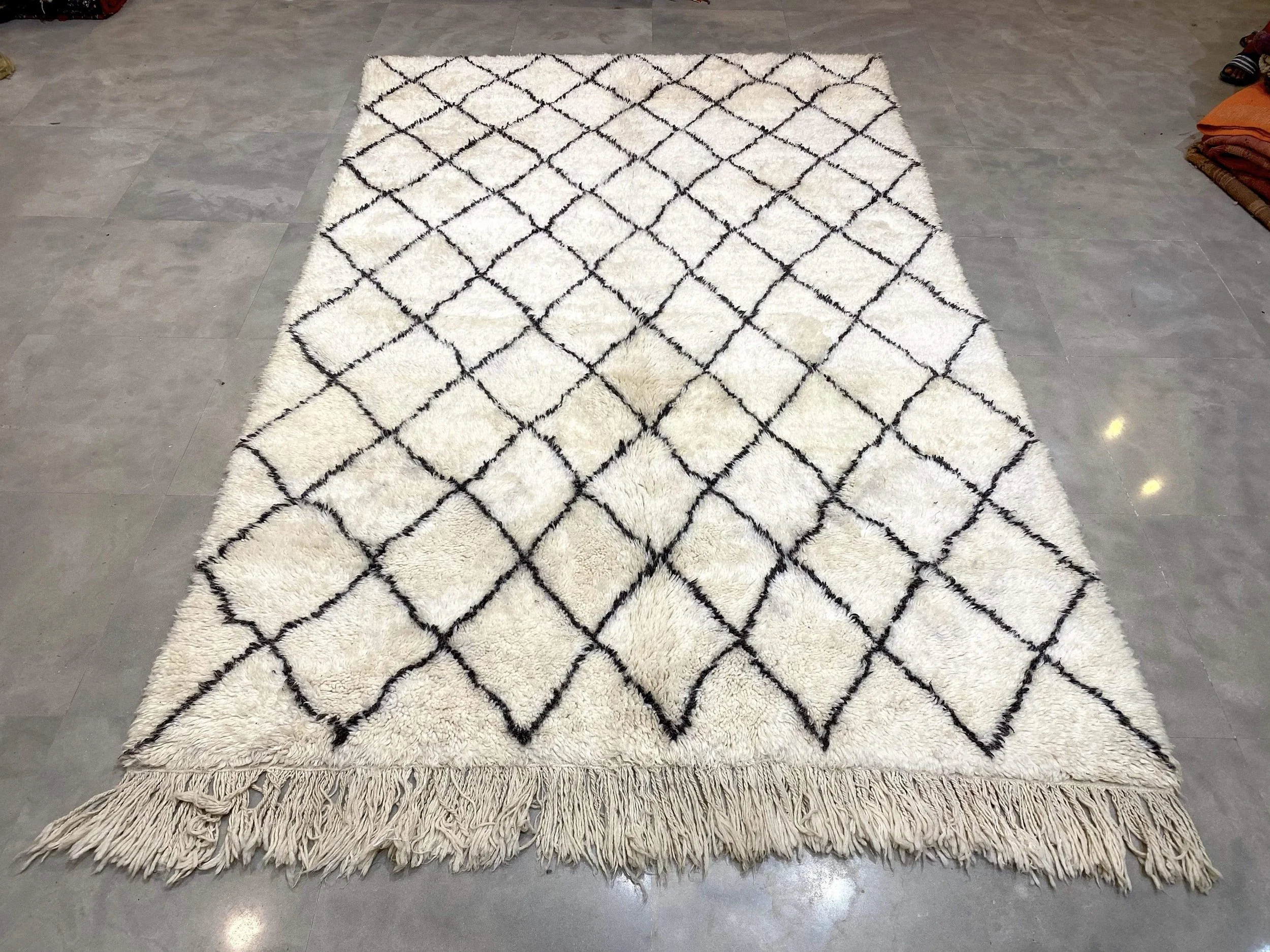 moroccan-berber-rug-beni-ouarain-5-28033700331622.jpg