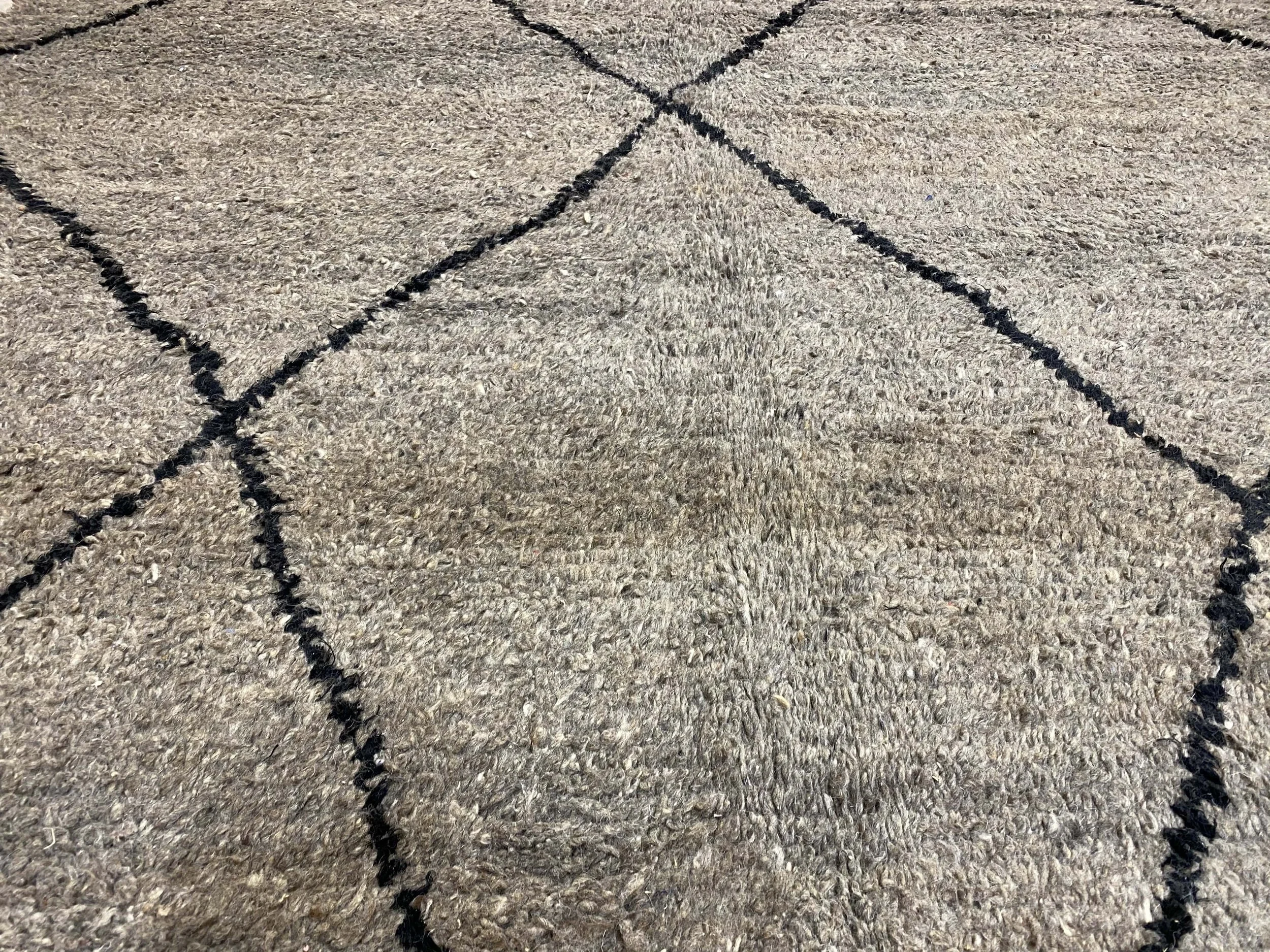 moroccan-berber-rug-beni-ouarain-7-28033708785766.jpg