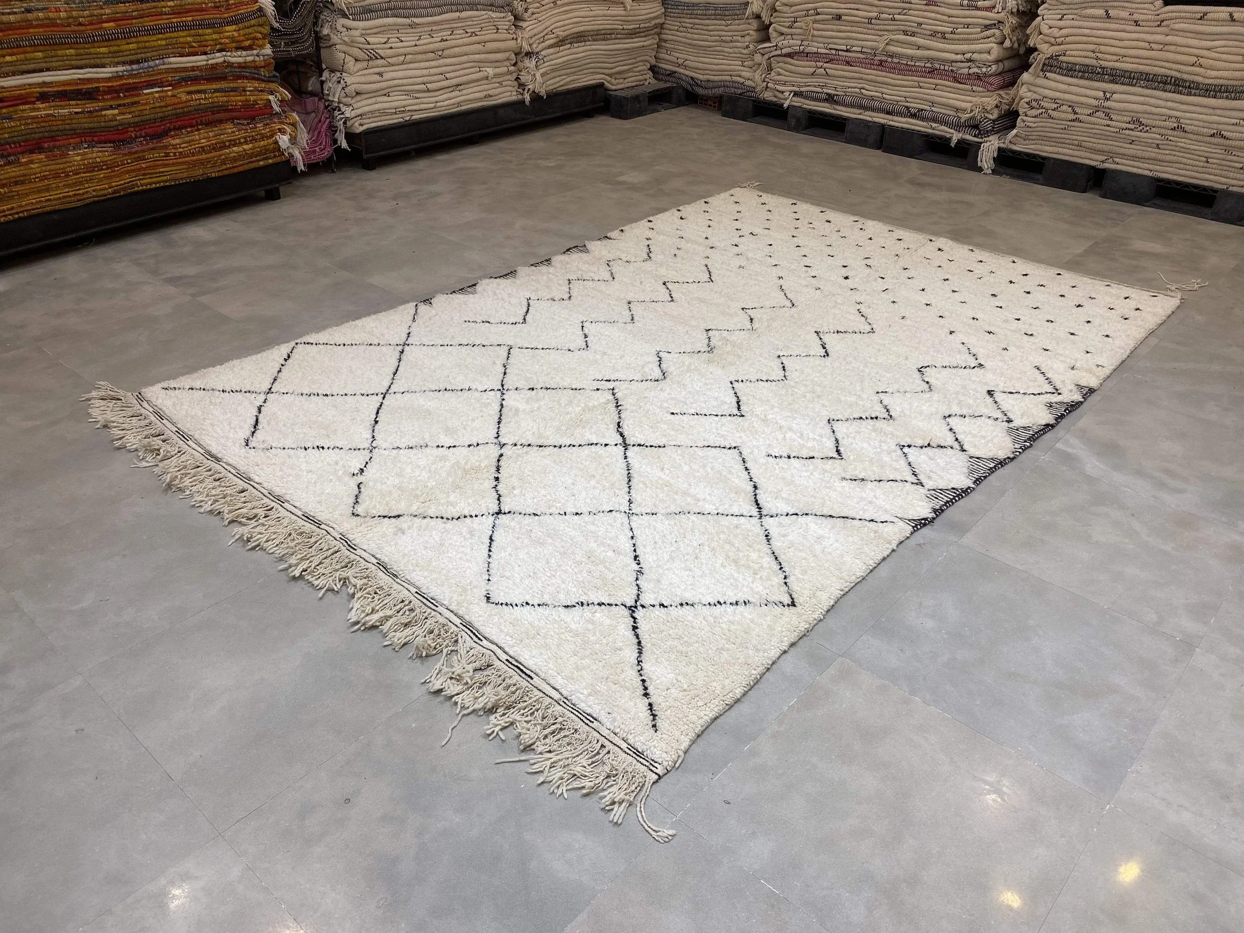 moroccan-berber-rug-beni-ouarain-8-28033710391398.jpg