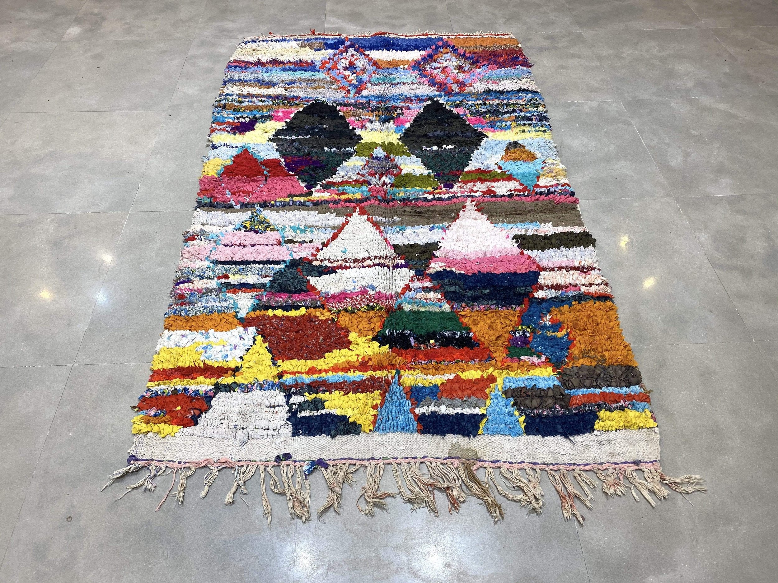 moroccan-berber-rug-boucherouite-vintage-17-28044977864806.jpg