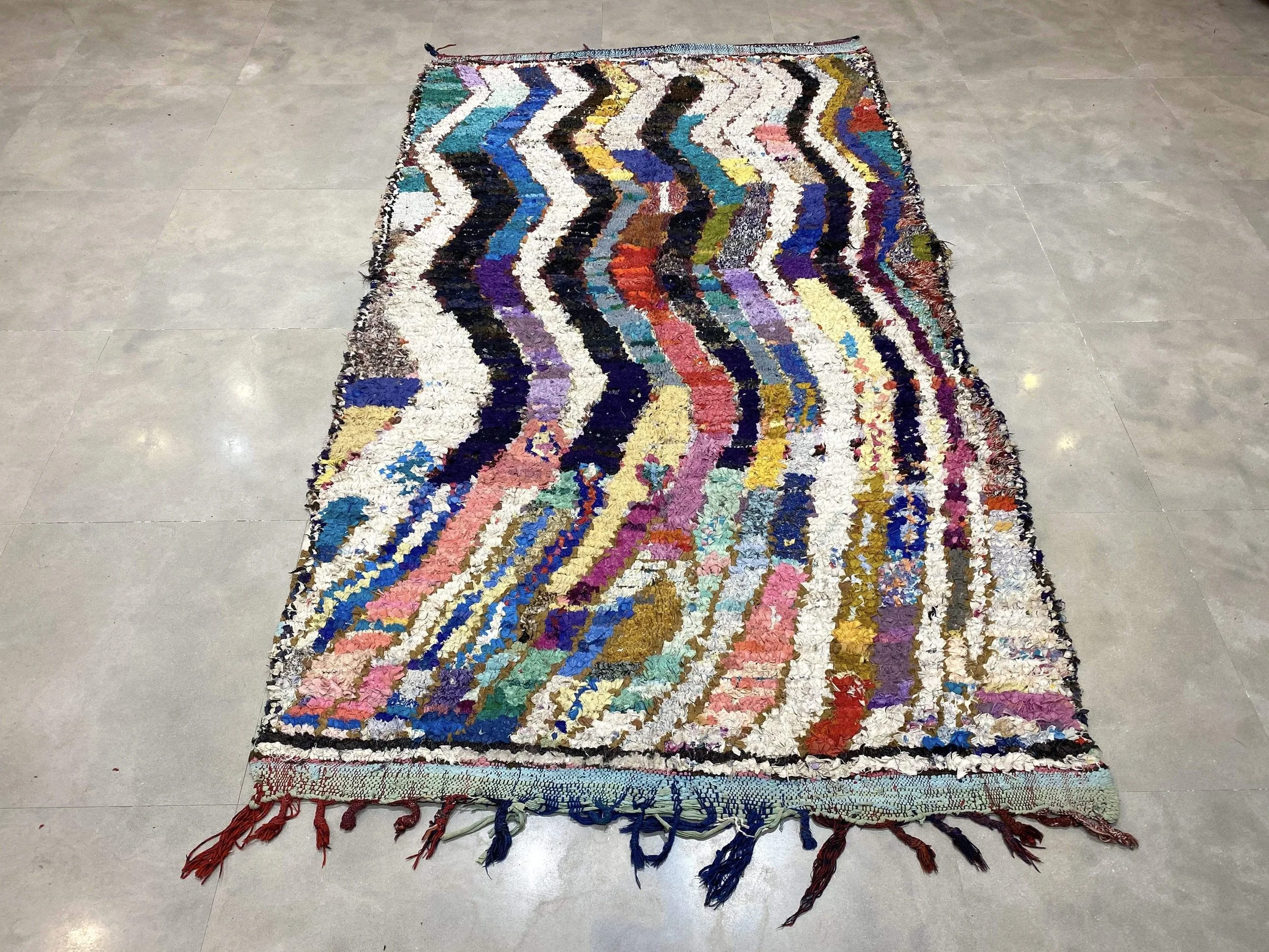 moroccan-berber-rug-boucherouite-vintage-18-28044982812774.jpg