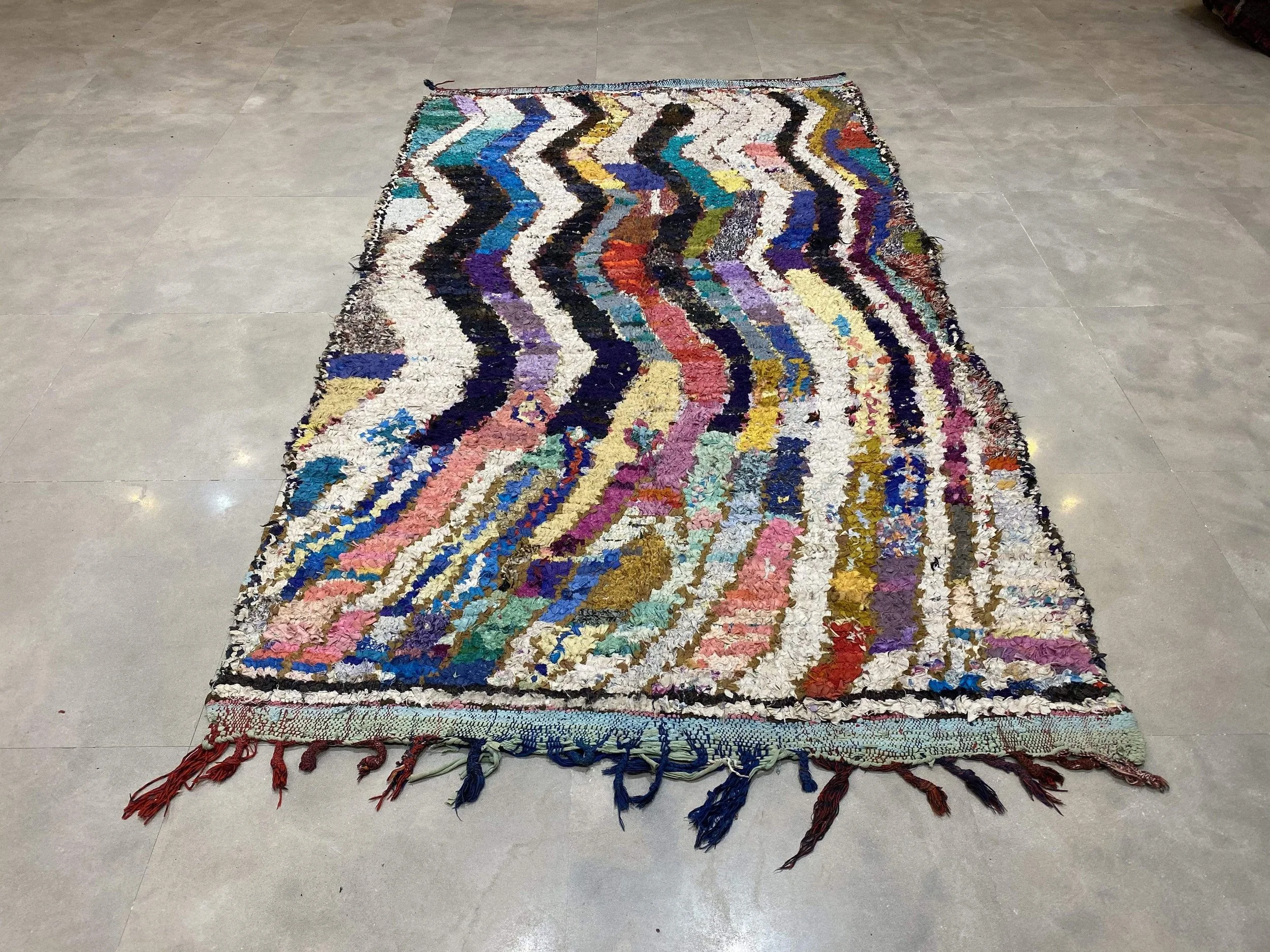 moroccan-berber-rug-boucherouite-vintage-18-28044982485094.jpg