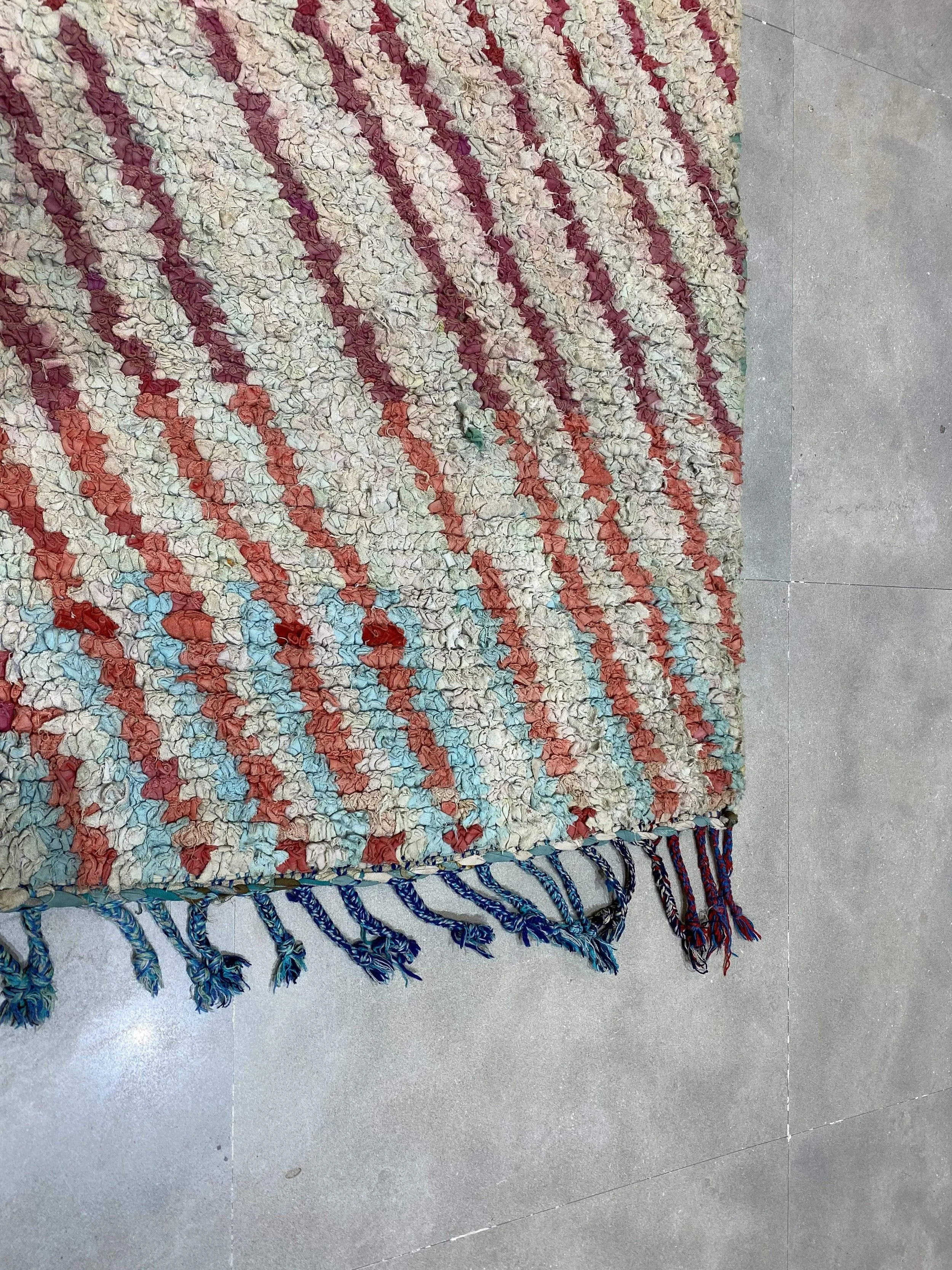 moroccan-berber-rug-boucherouite-vintage-2-28044937068646.jpg
