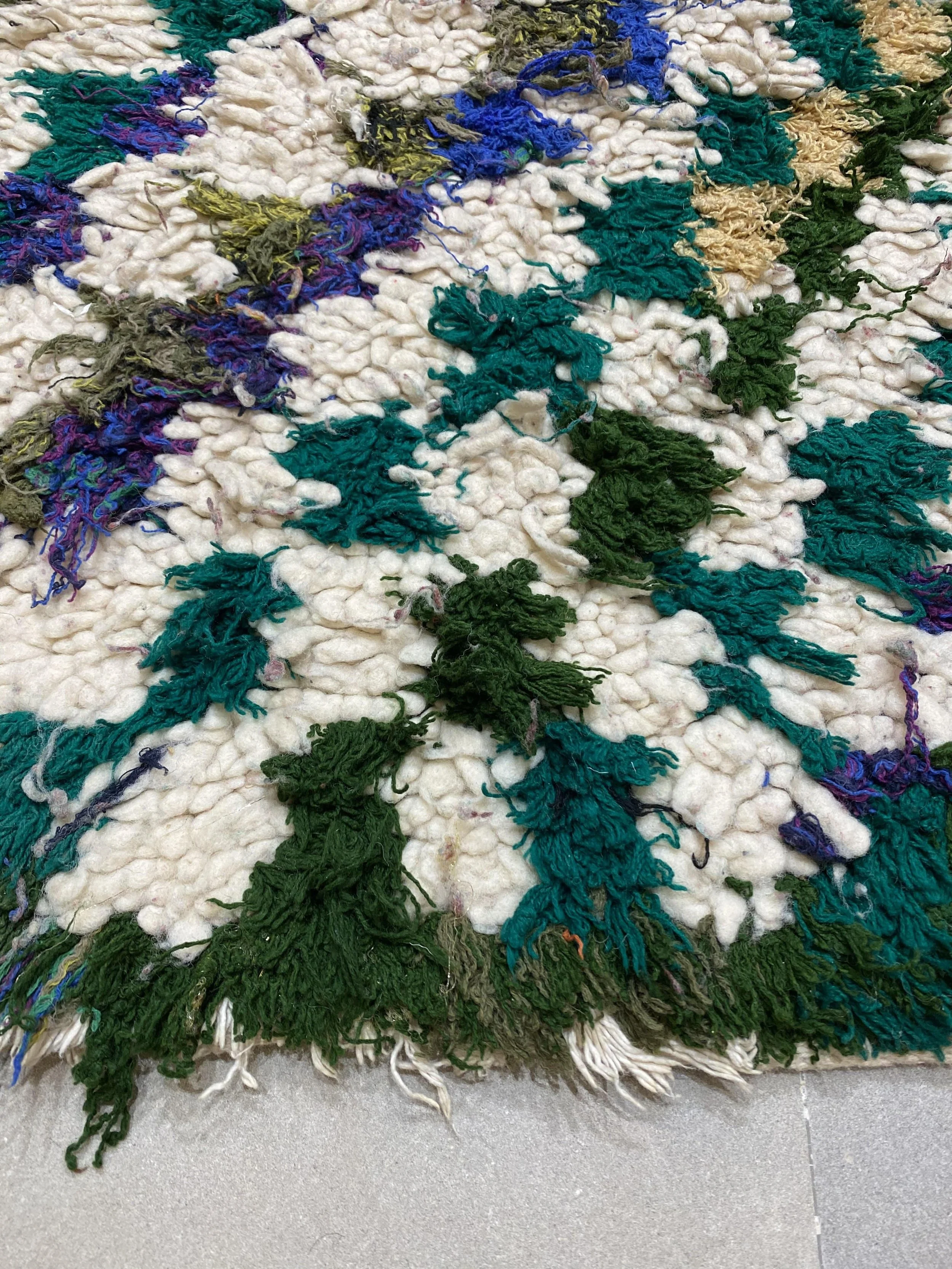 moroccan-berber-rug-small-azilal-vintage-1-28044986024038.jpg