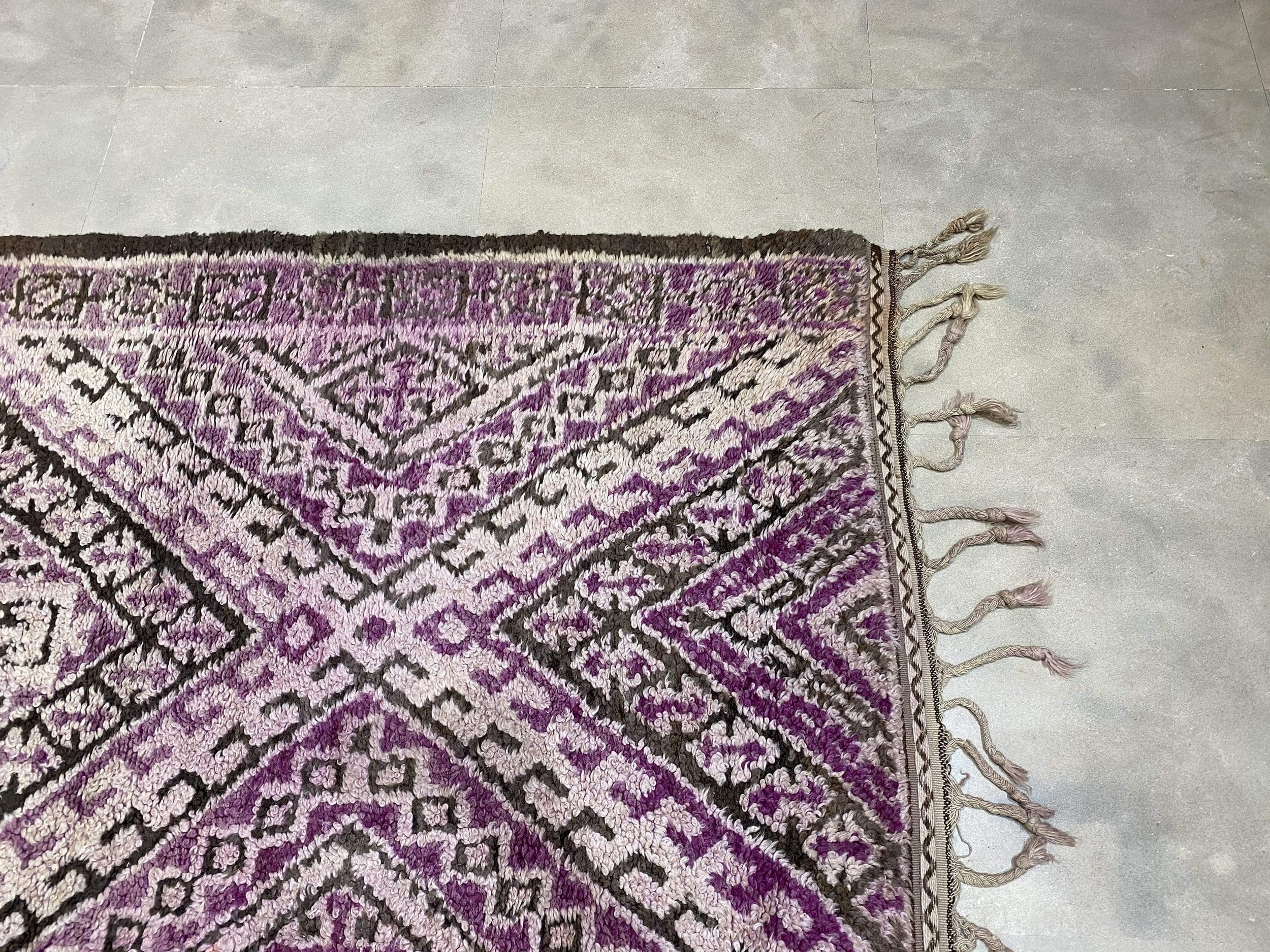 moroccan-berber-rug-vintage-rug-11-28044552994918.jpg