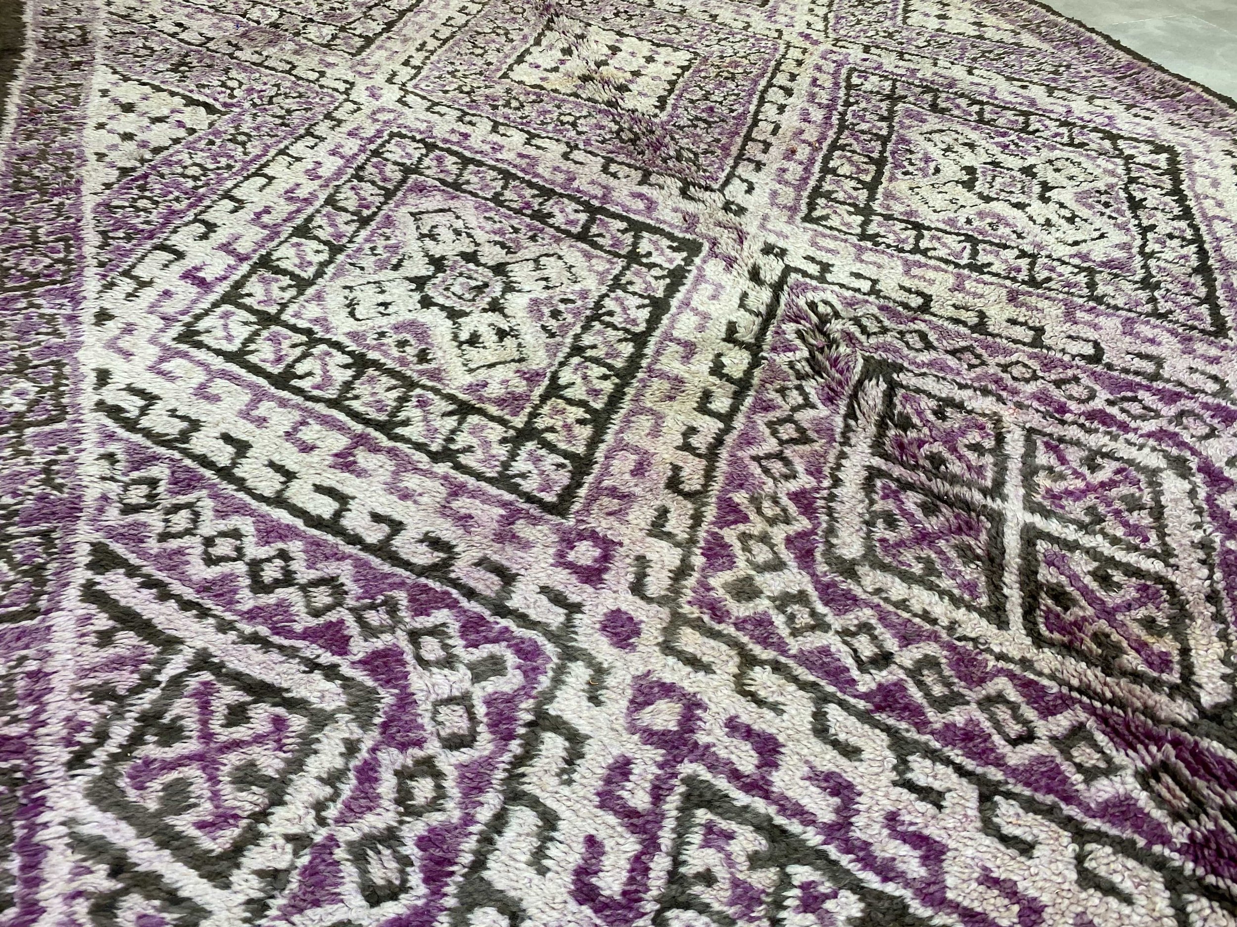 moroccan-berber-rug-vintage-rug-11-28044553060454.jpg