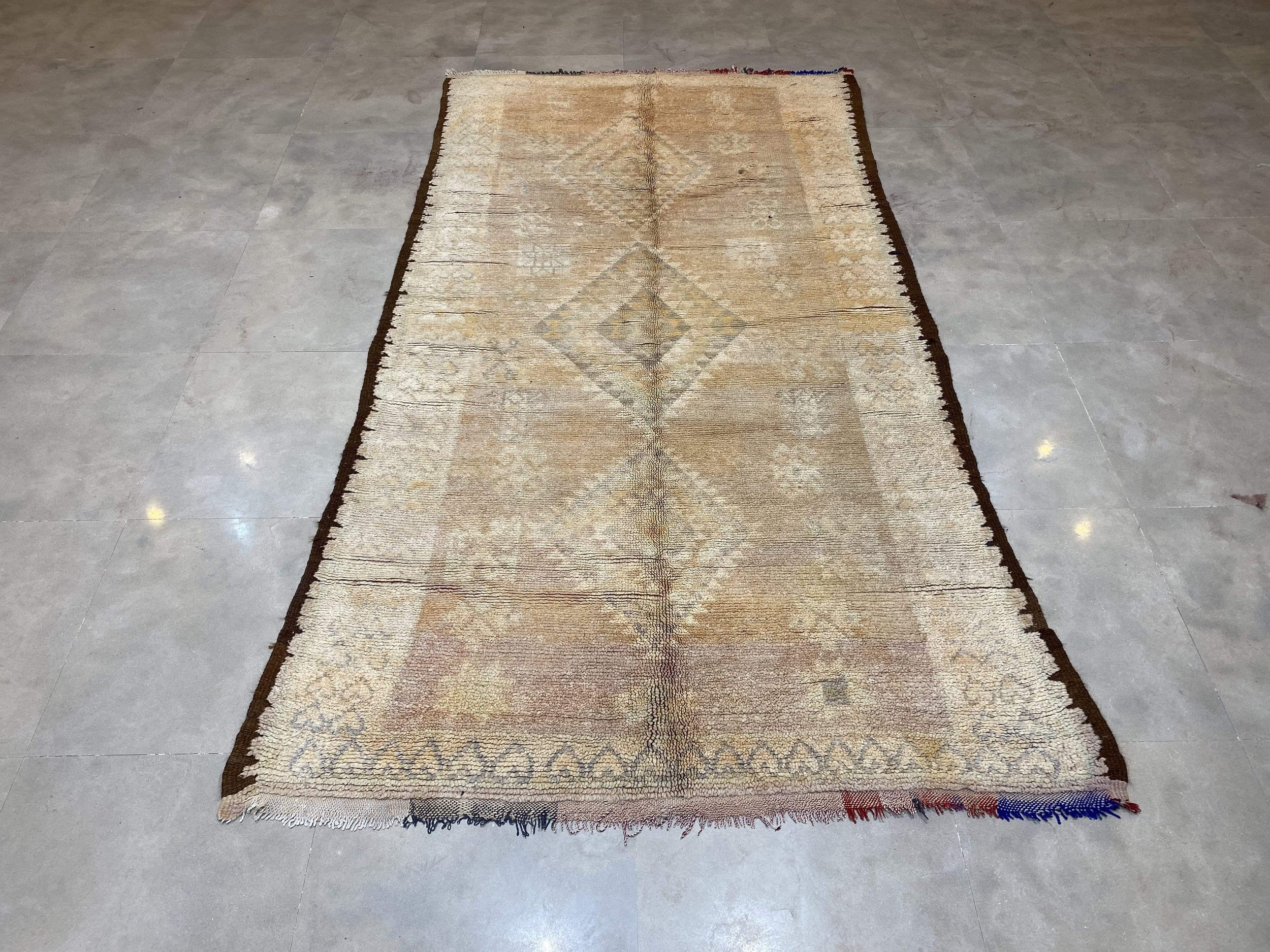 moroccan-berber-rug-vintage-rug-12-28044556238950.jpg