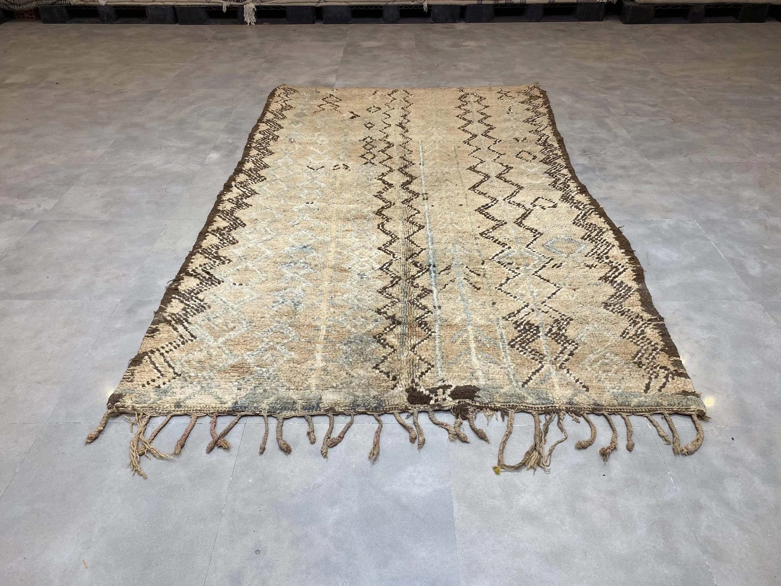 moroccan-berber-rug-vintage-rug-13-28044556894310.jpg