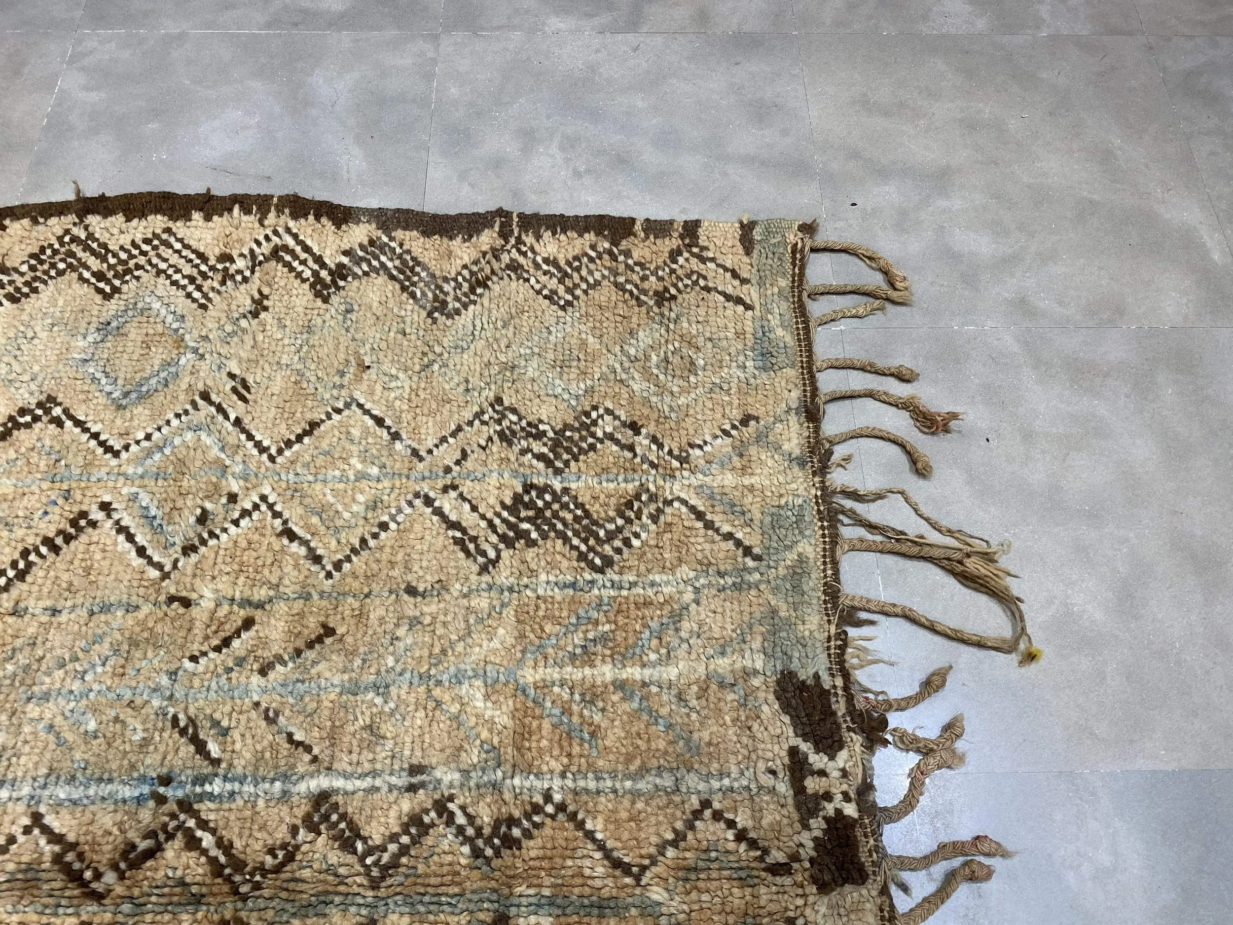 moroccan-berber-rug-vintage-rug-13-28044556697702.jpg