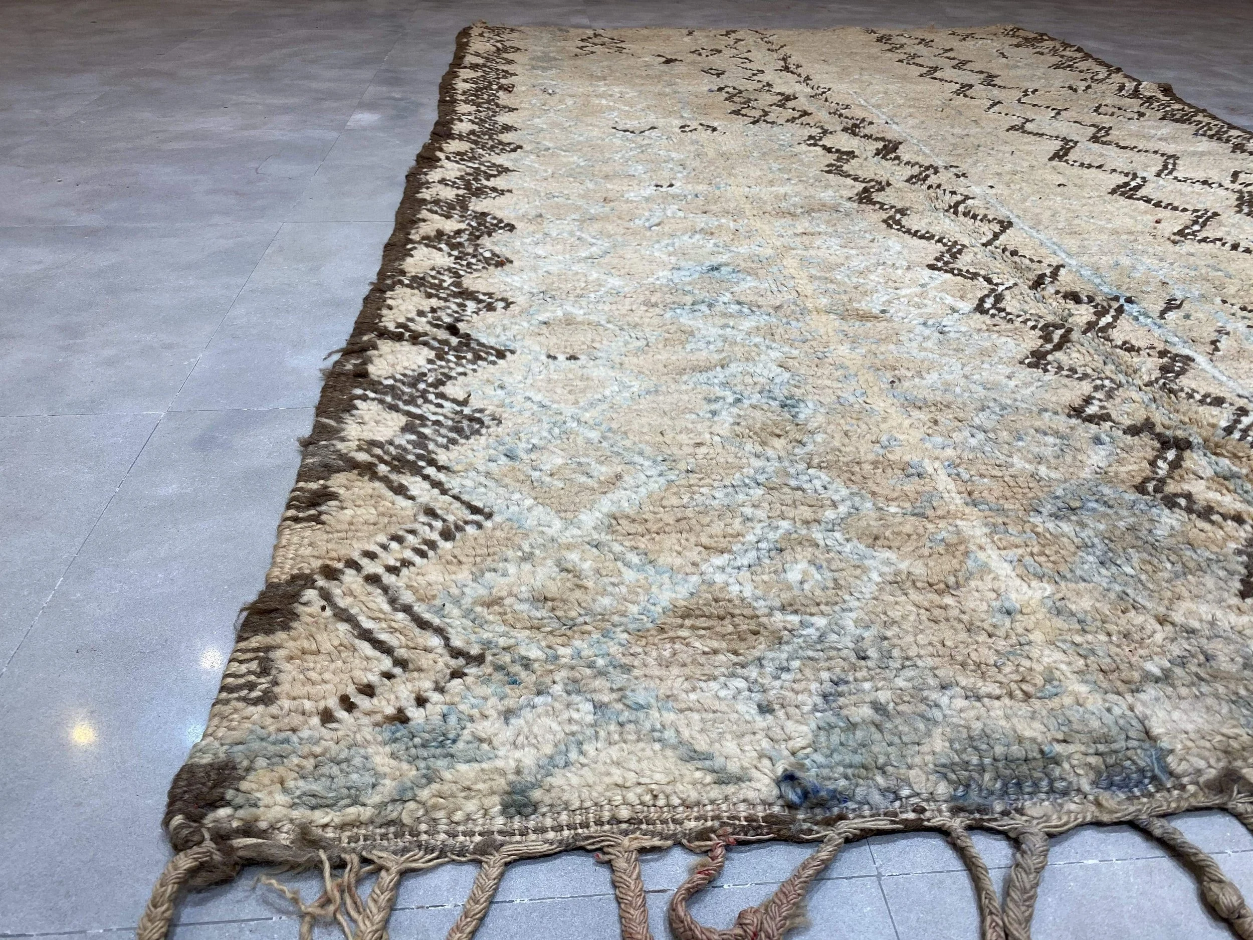 moroccan-berber-rug-vintage-rug-13-28044556796006.jpg