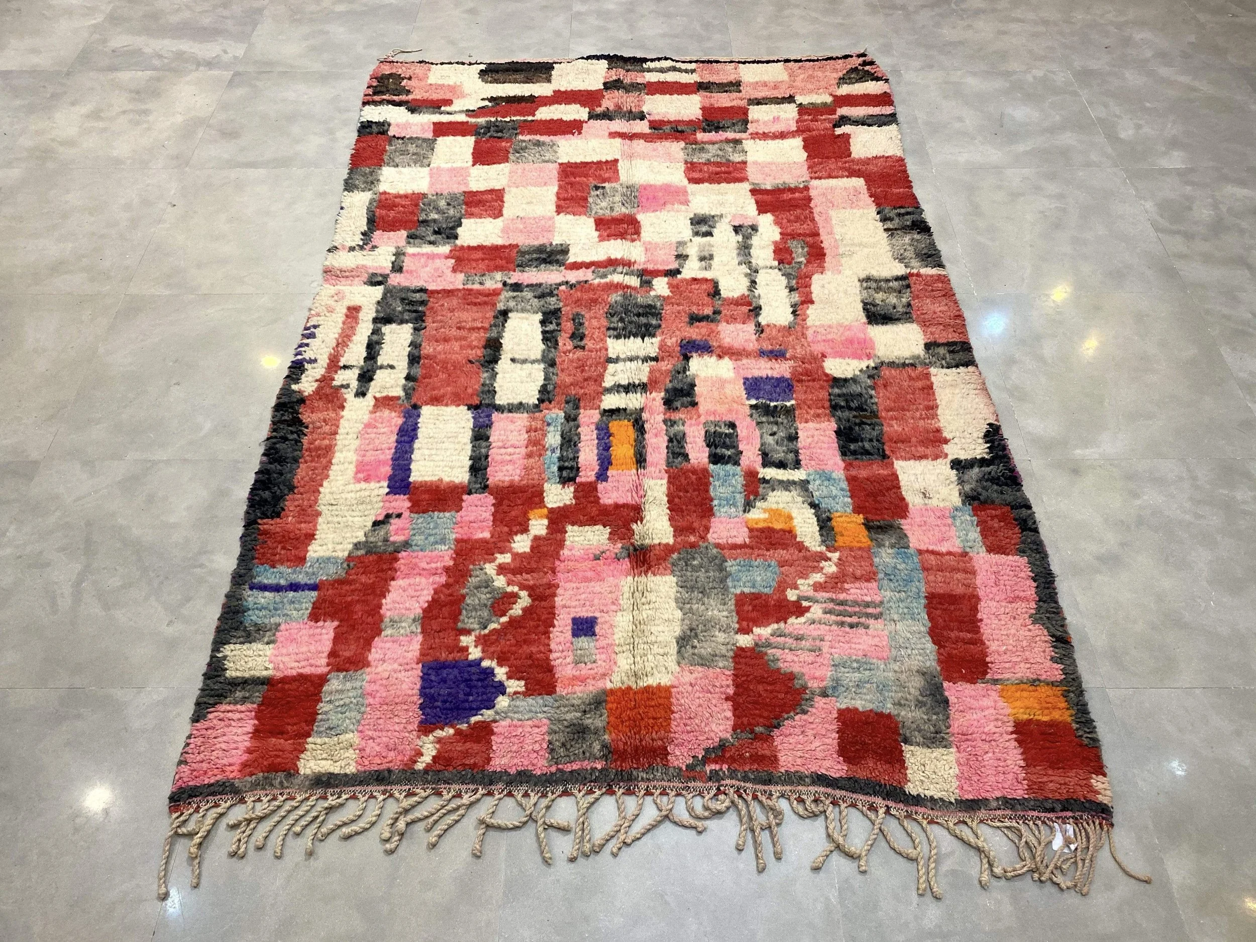 moroccan-berber-rug-boujaad-3-28044504825958.jpg