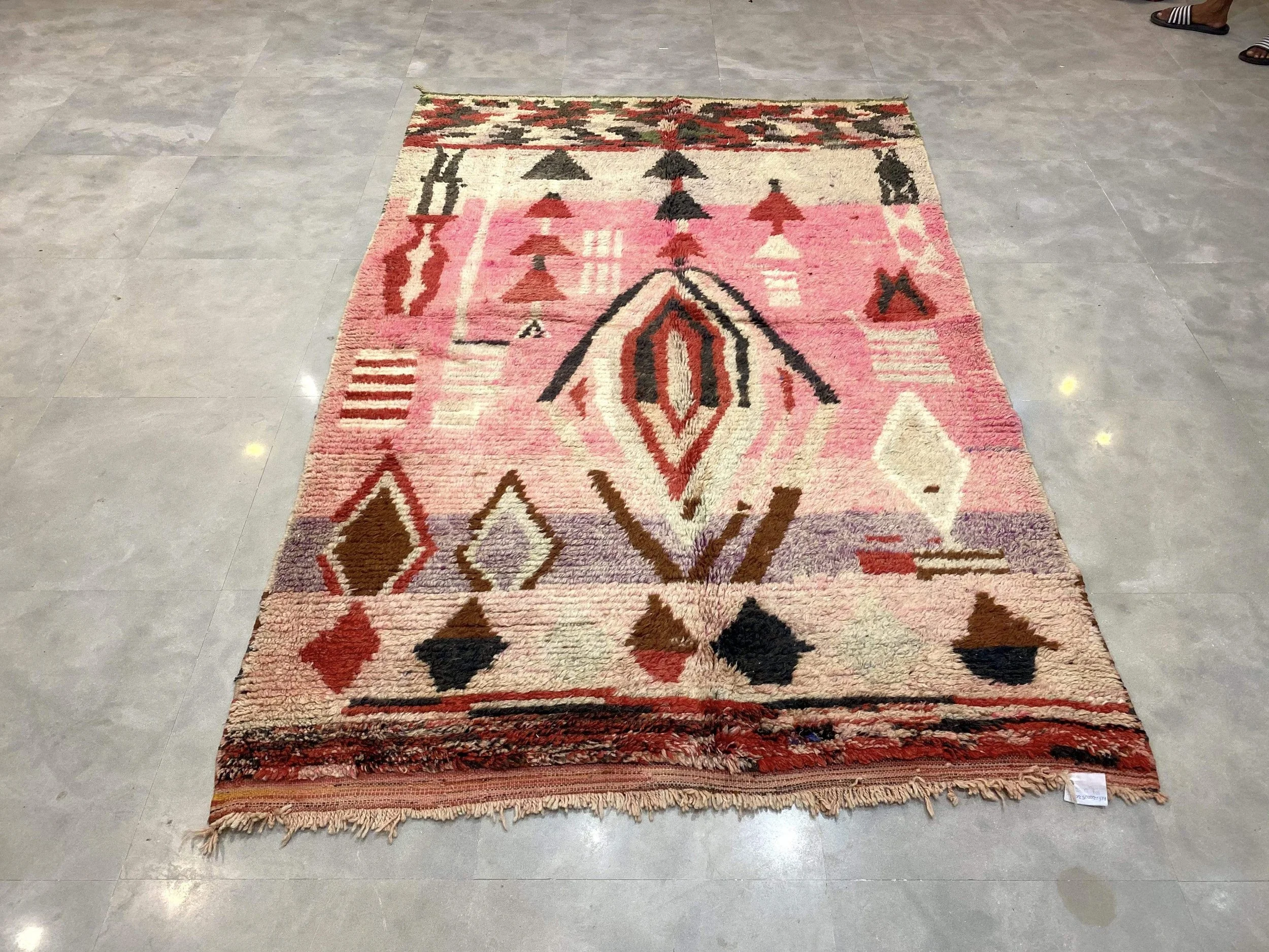 moroccan-berber-rug-boujaad-4-28044509085798.jpg