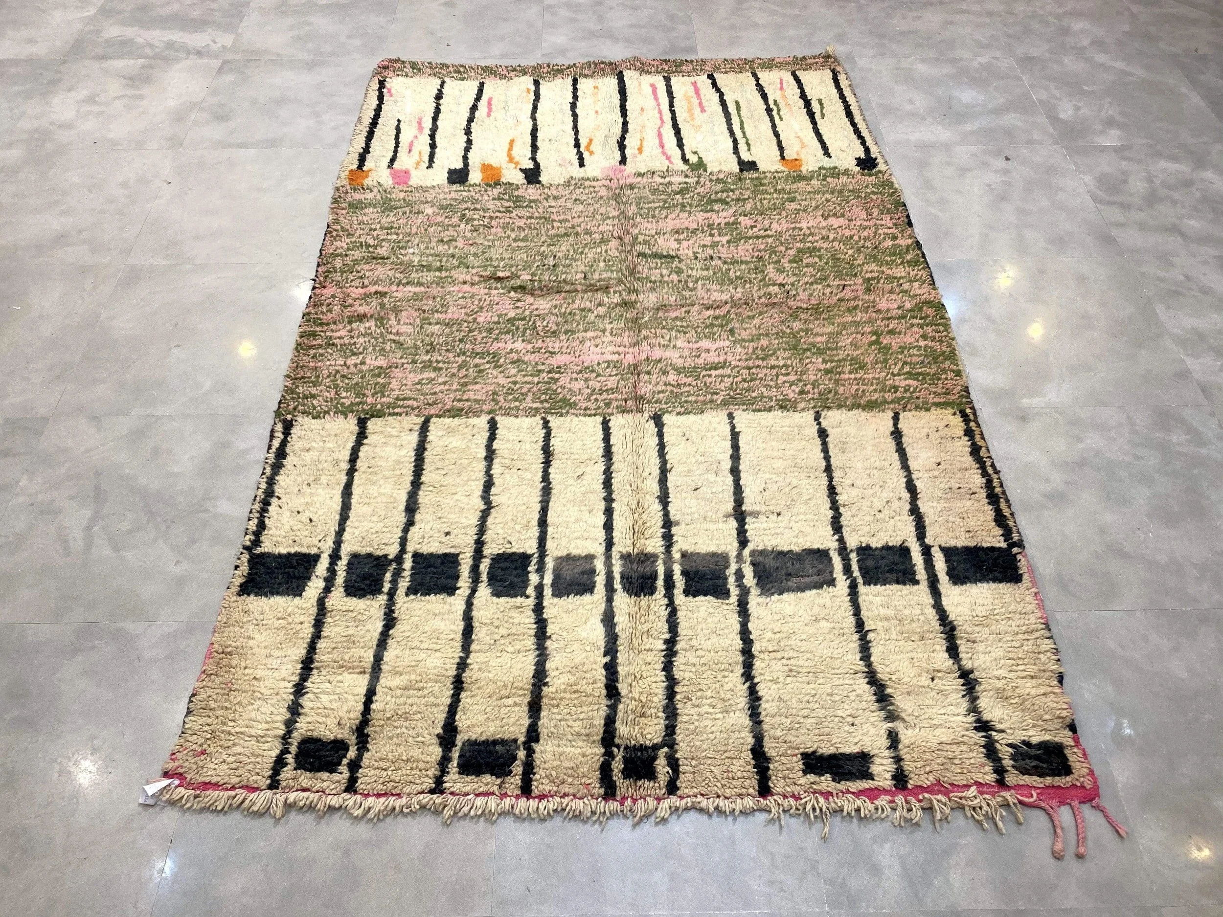moroccan-berber-rug-boujaad-5-28044512002150.jpg